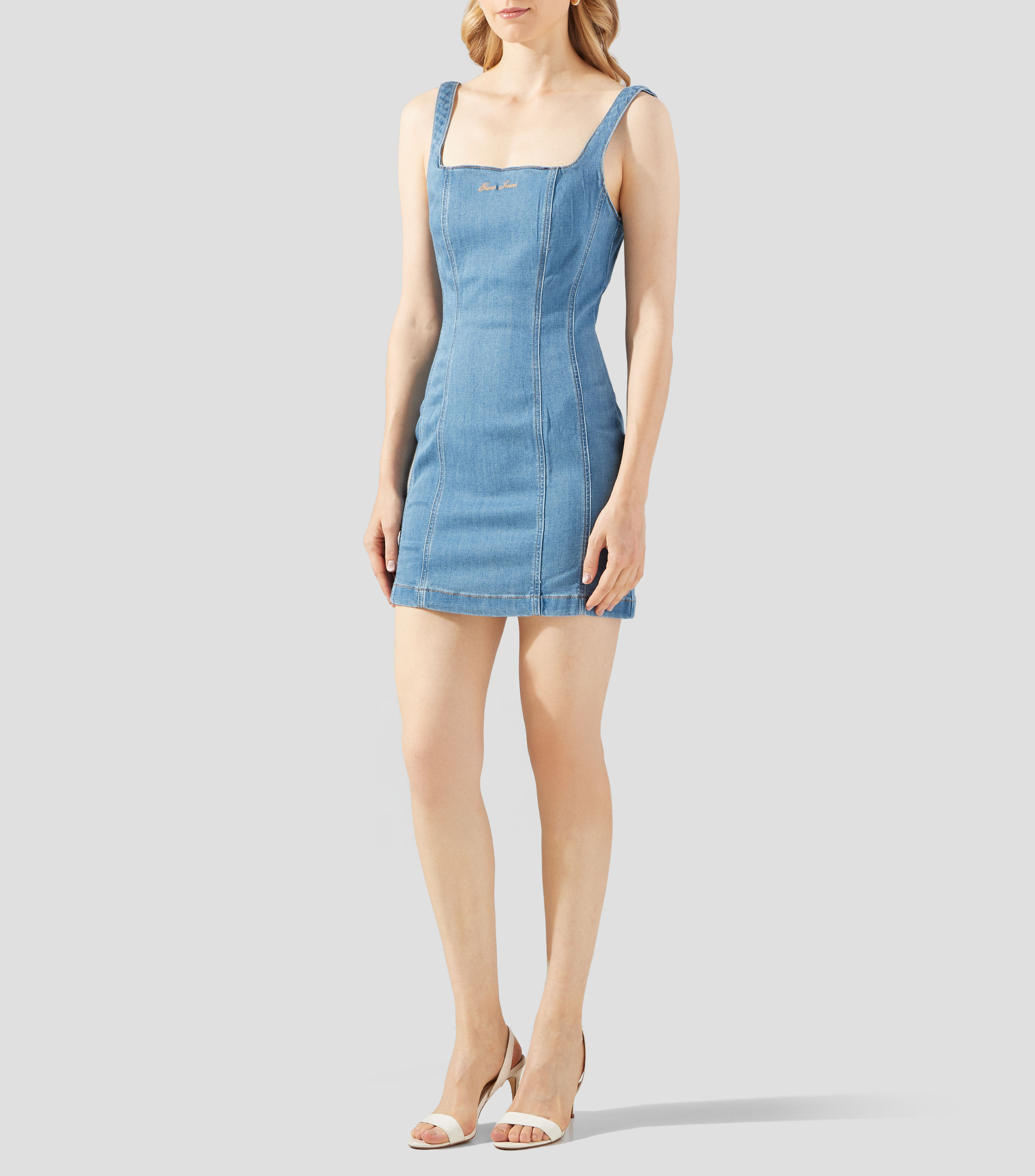 Vestido corto liso Mujer