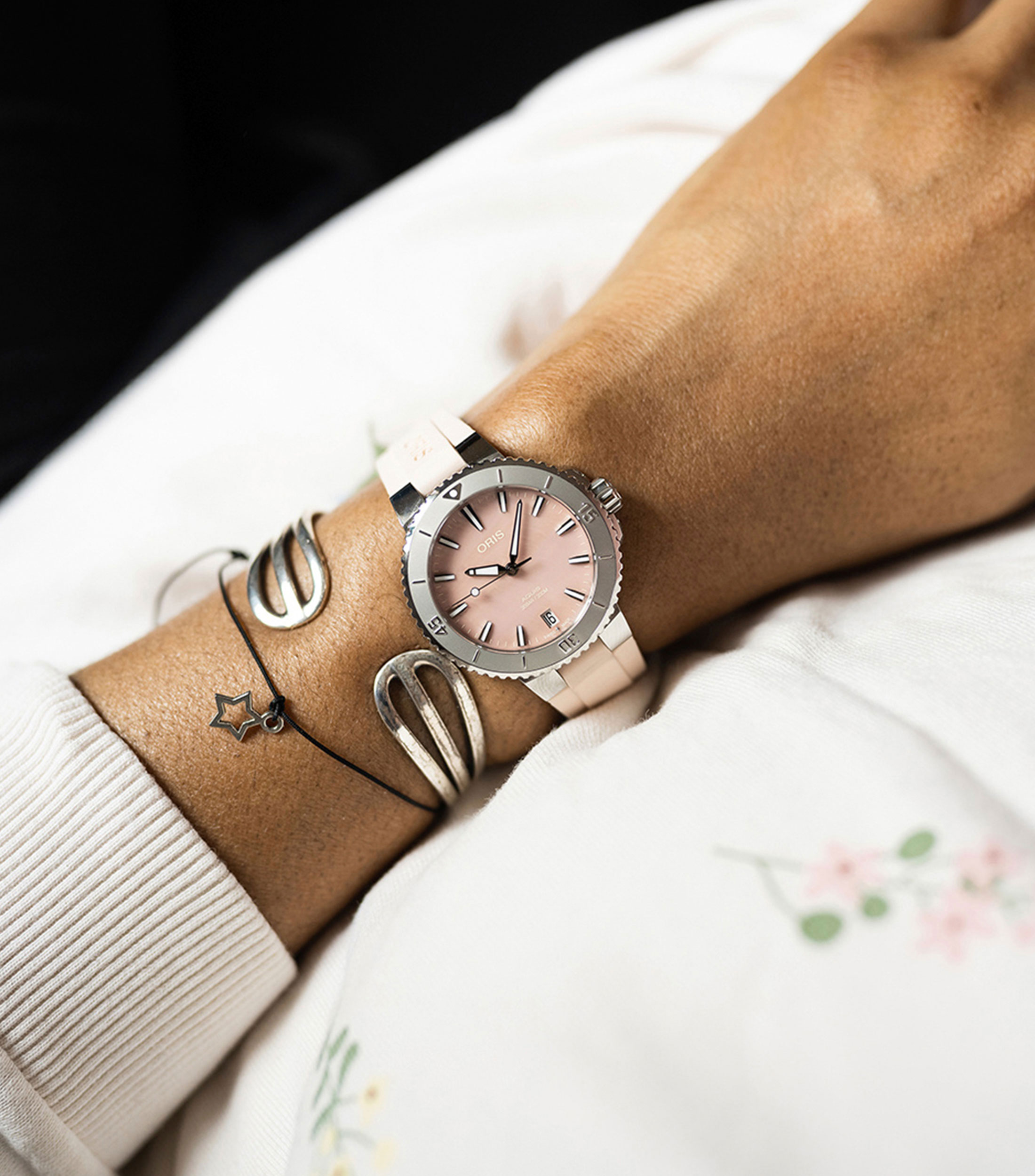 Reloj para mujer Aquis deportivo, Plateado