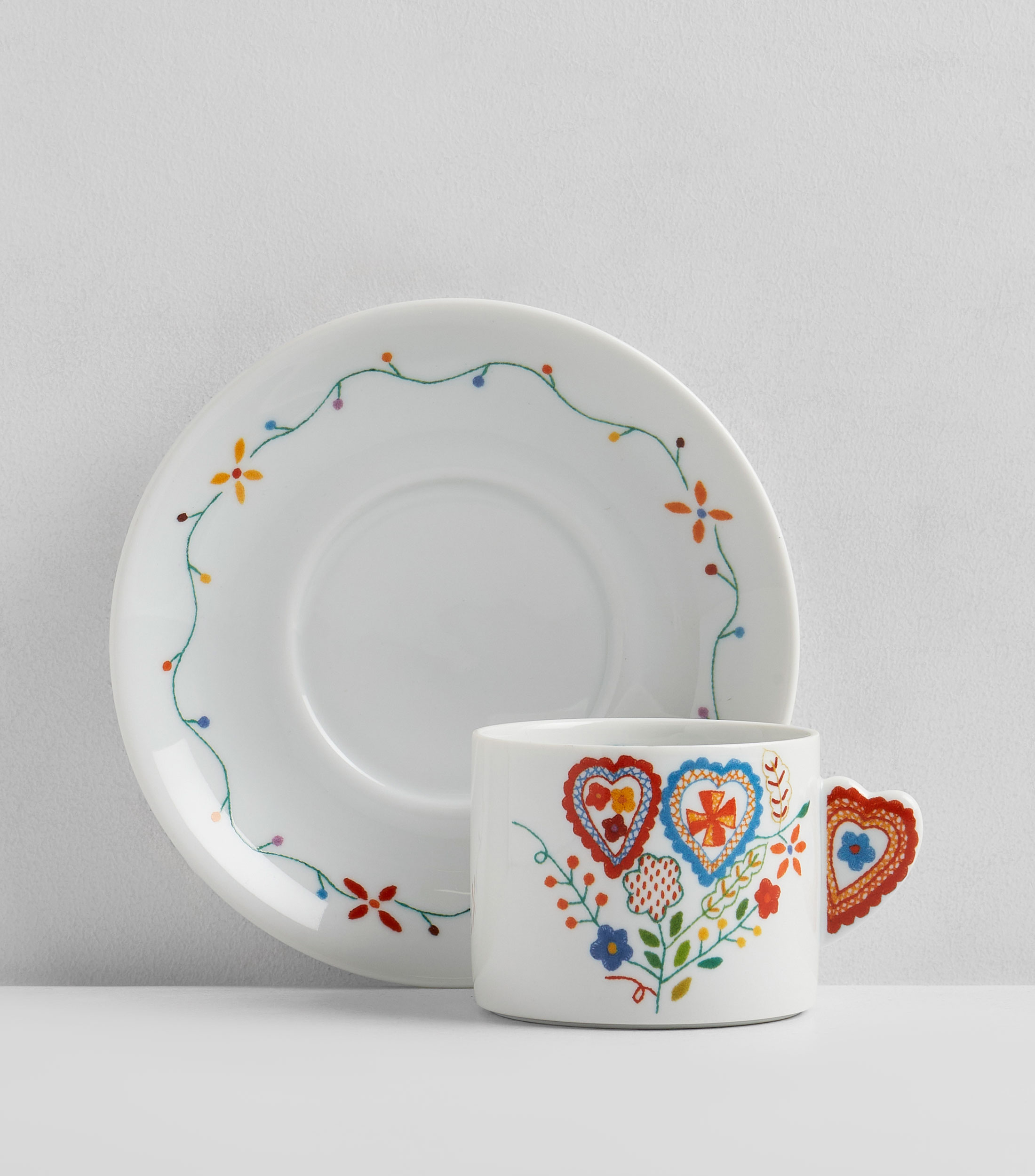 Taza con Plato Villa Verde en Porcelana