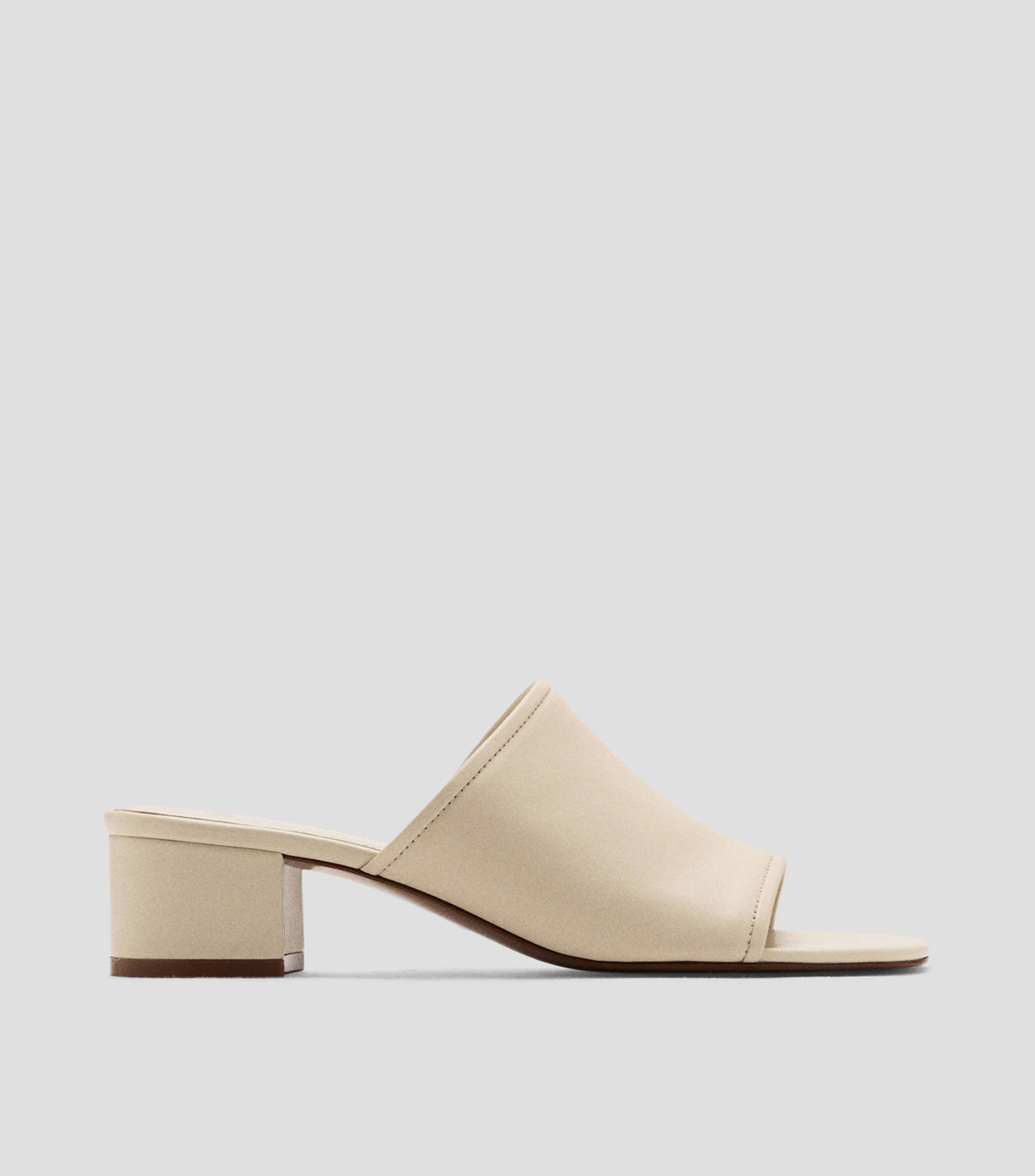 Sandalias con tacón bajo ancho Mujer