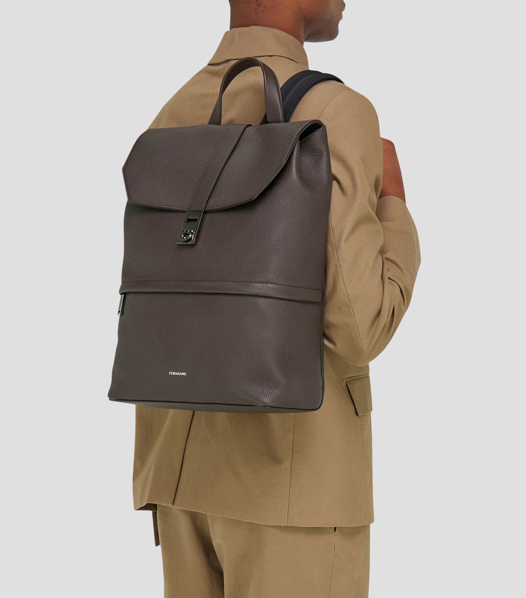 Mochila Caballero Café