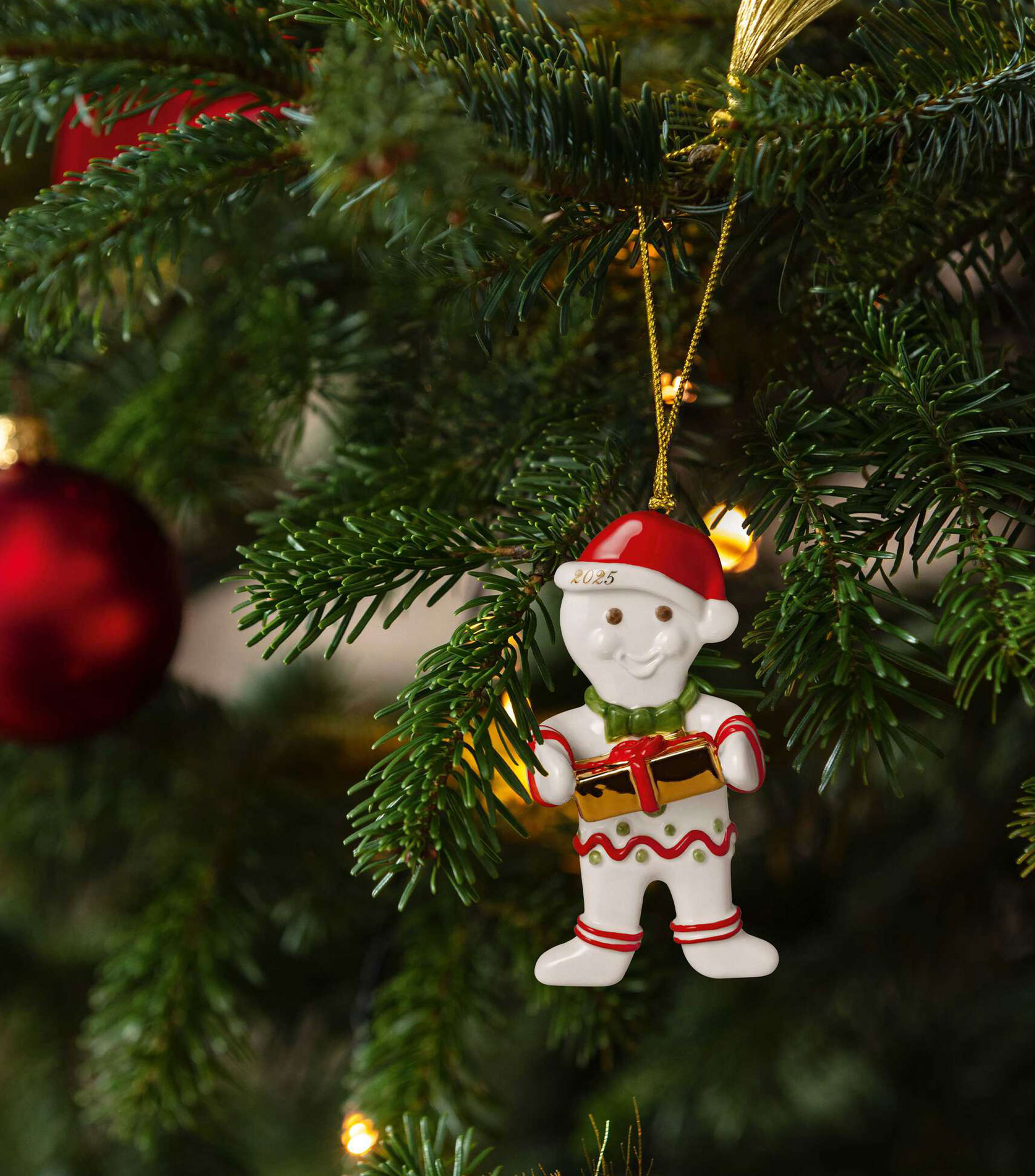 Ornamento navideño, Hombre de Jengibre 2025 Christmas Classics en porcelana