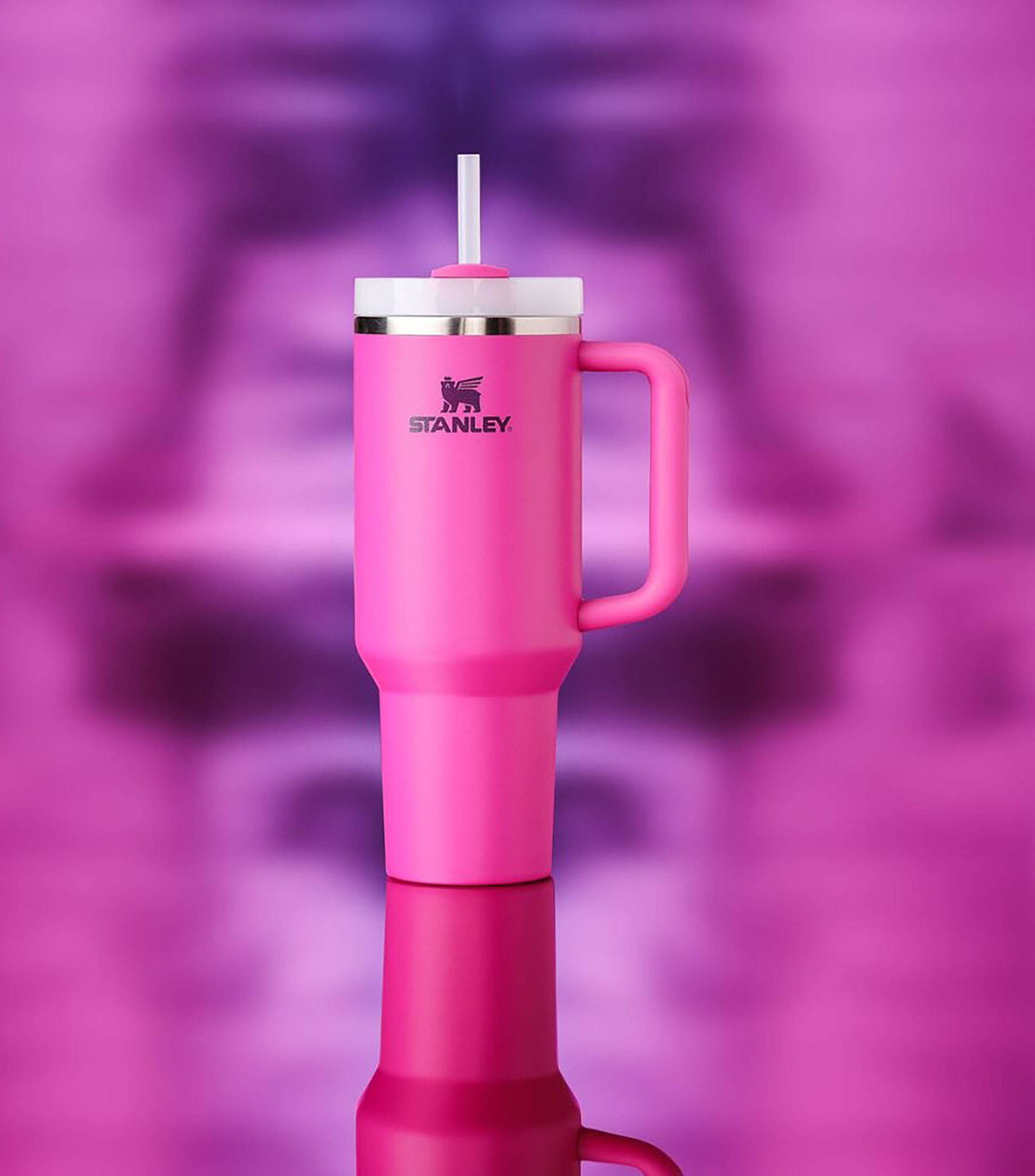 Termo Stanley Quencher fucsia en acero inoxidable con popote, 1.18 L