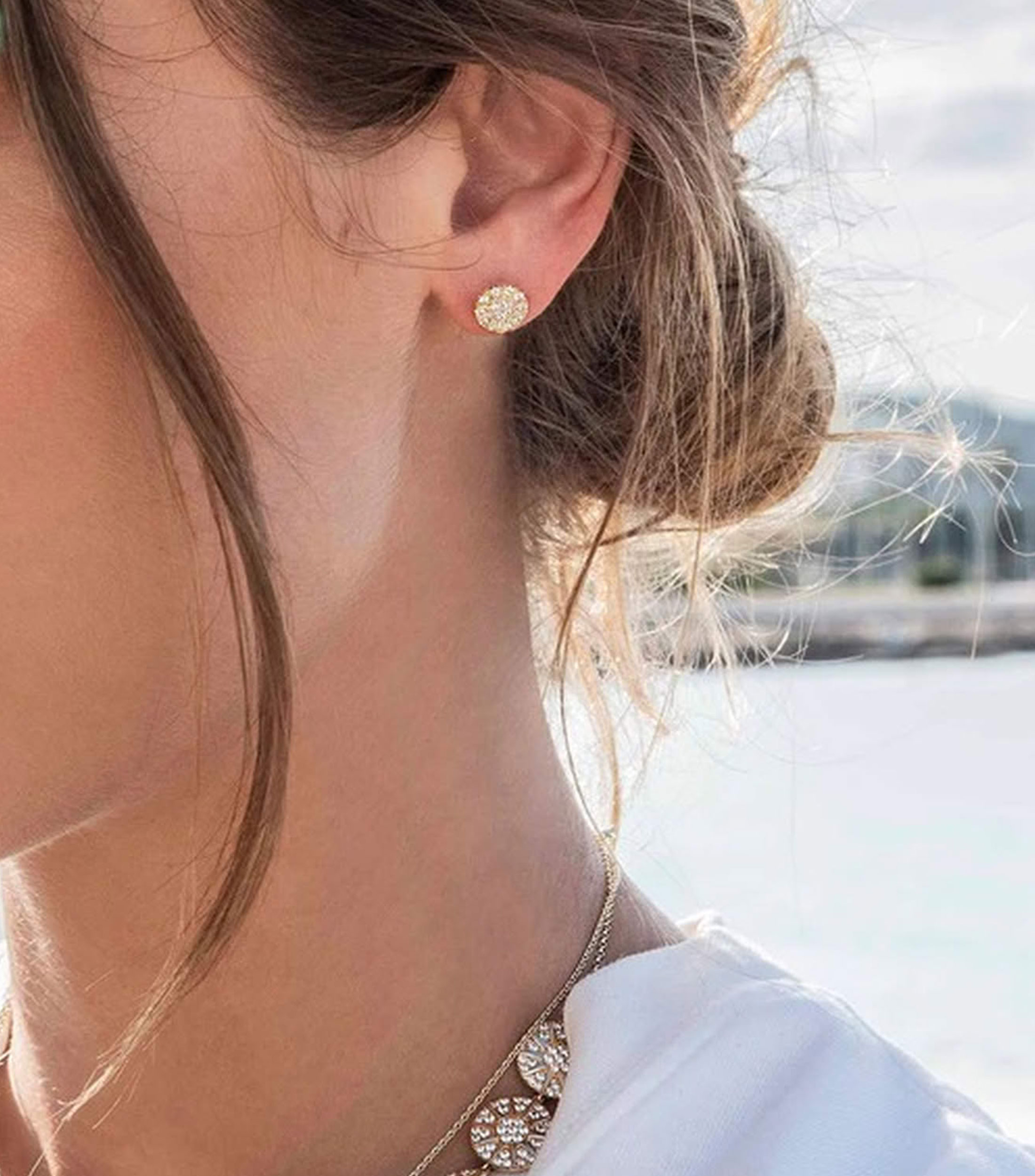 Aretes con Piedras Mujer