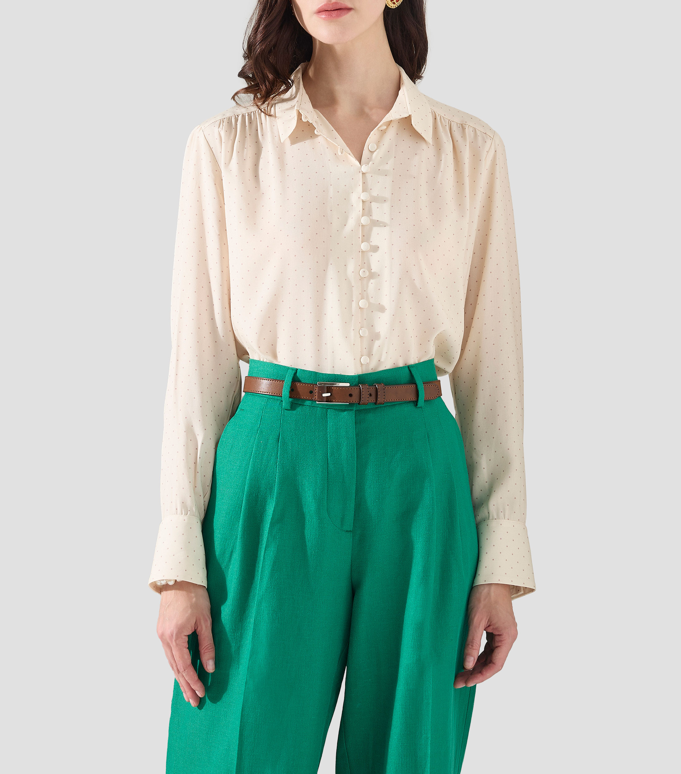 Blusa con polkadots y manga larga Mujer