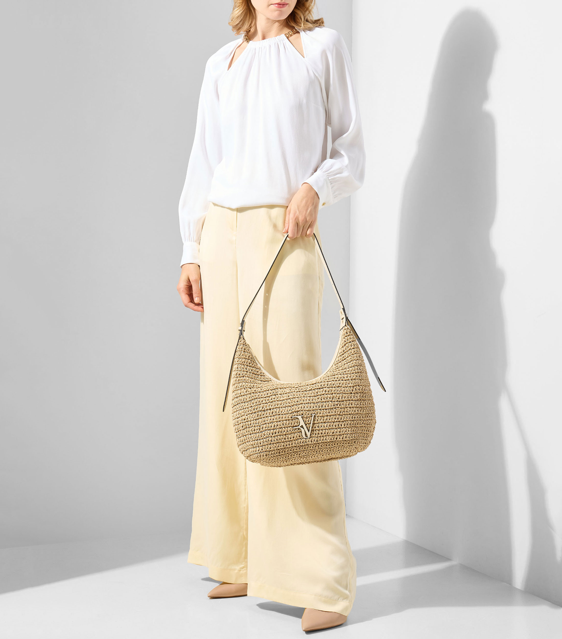 Bolsa hobo beige Jimena diseño sólido Mujer