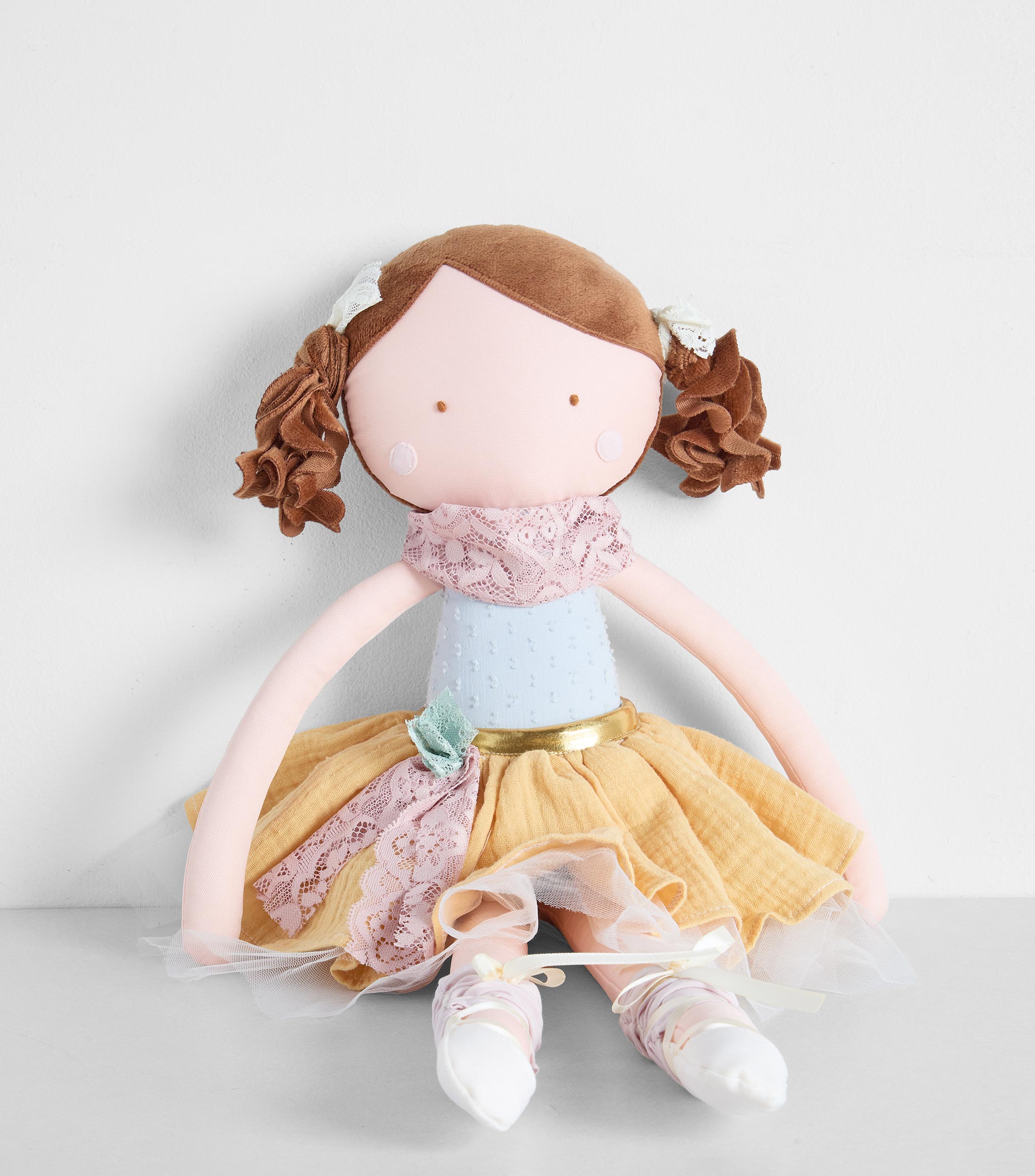 Muñeca de Peluche Lesli