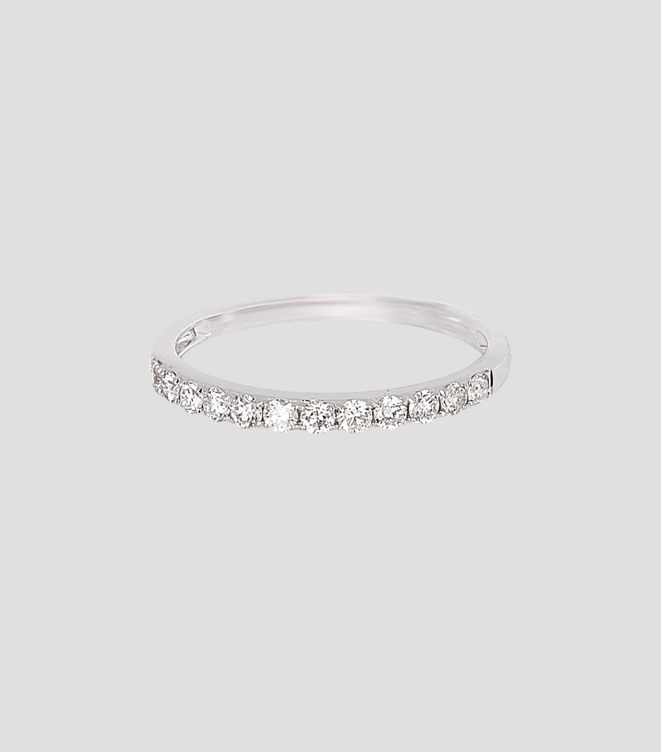 Anillo en oro con Diamantes Mujer