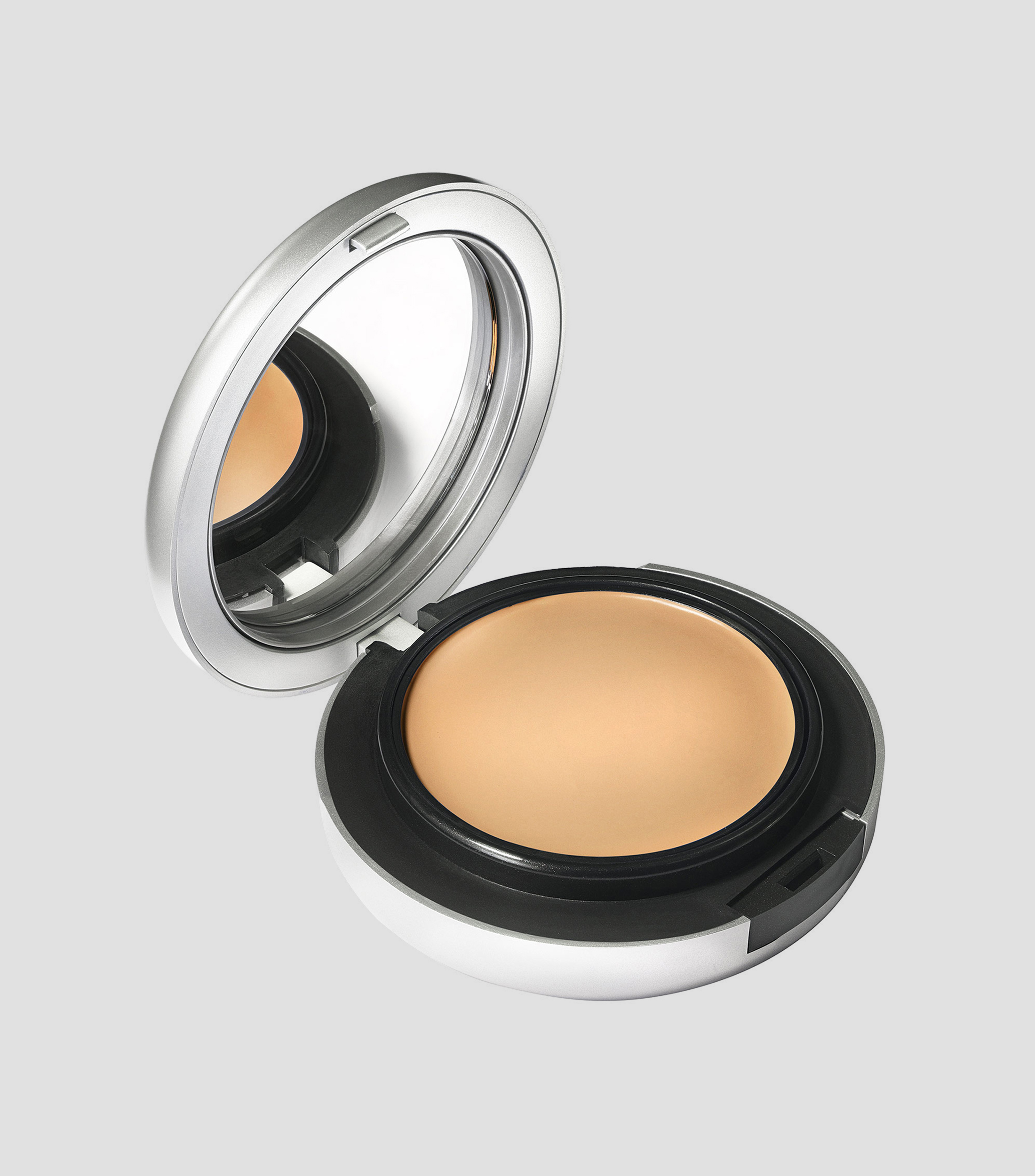 Base de Maquillaje, Studio Fix Tech Cream-To-Powder Foundation, 10 gr