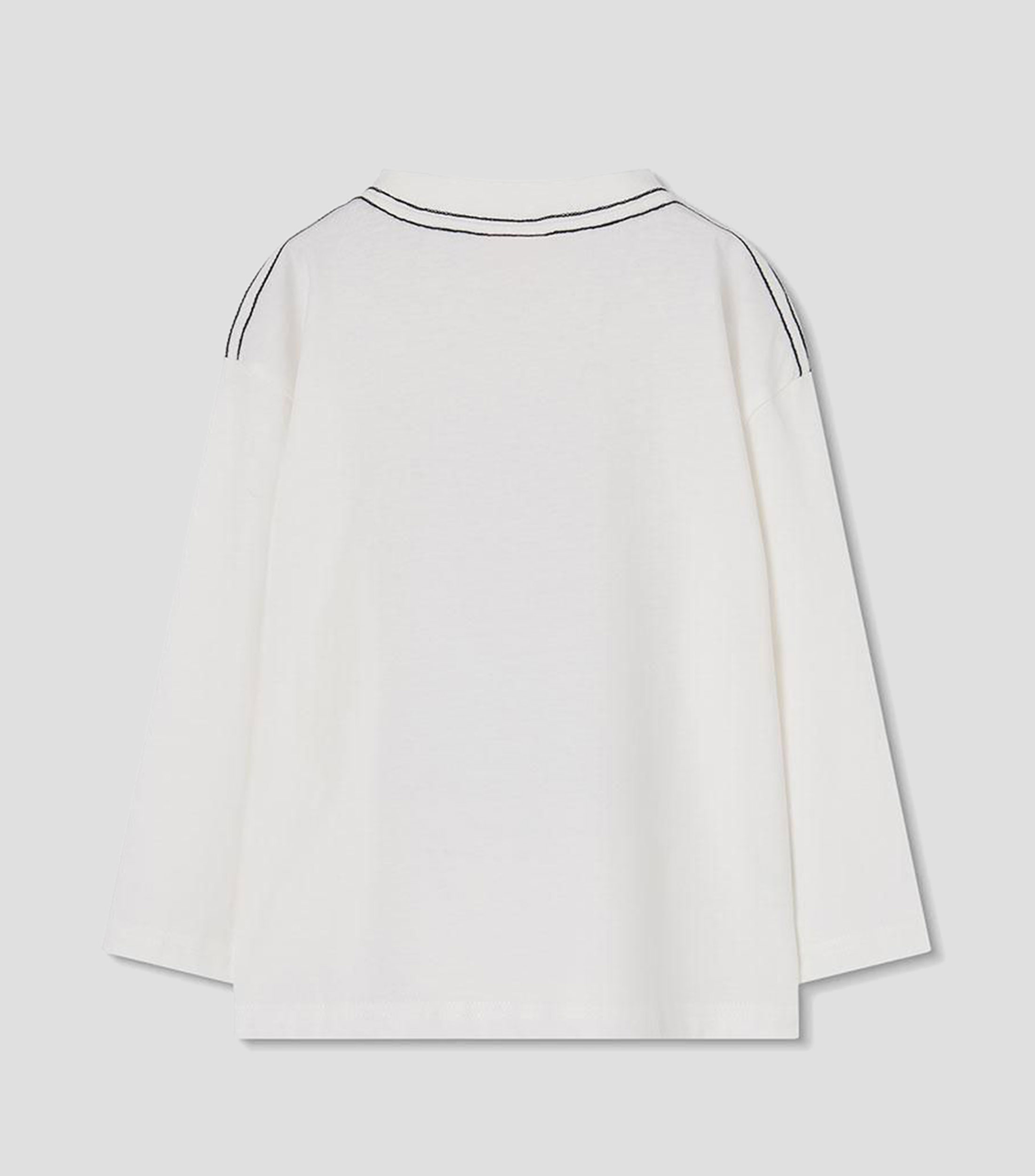 Playera de cuello redondo con manga larga estampada Niño