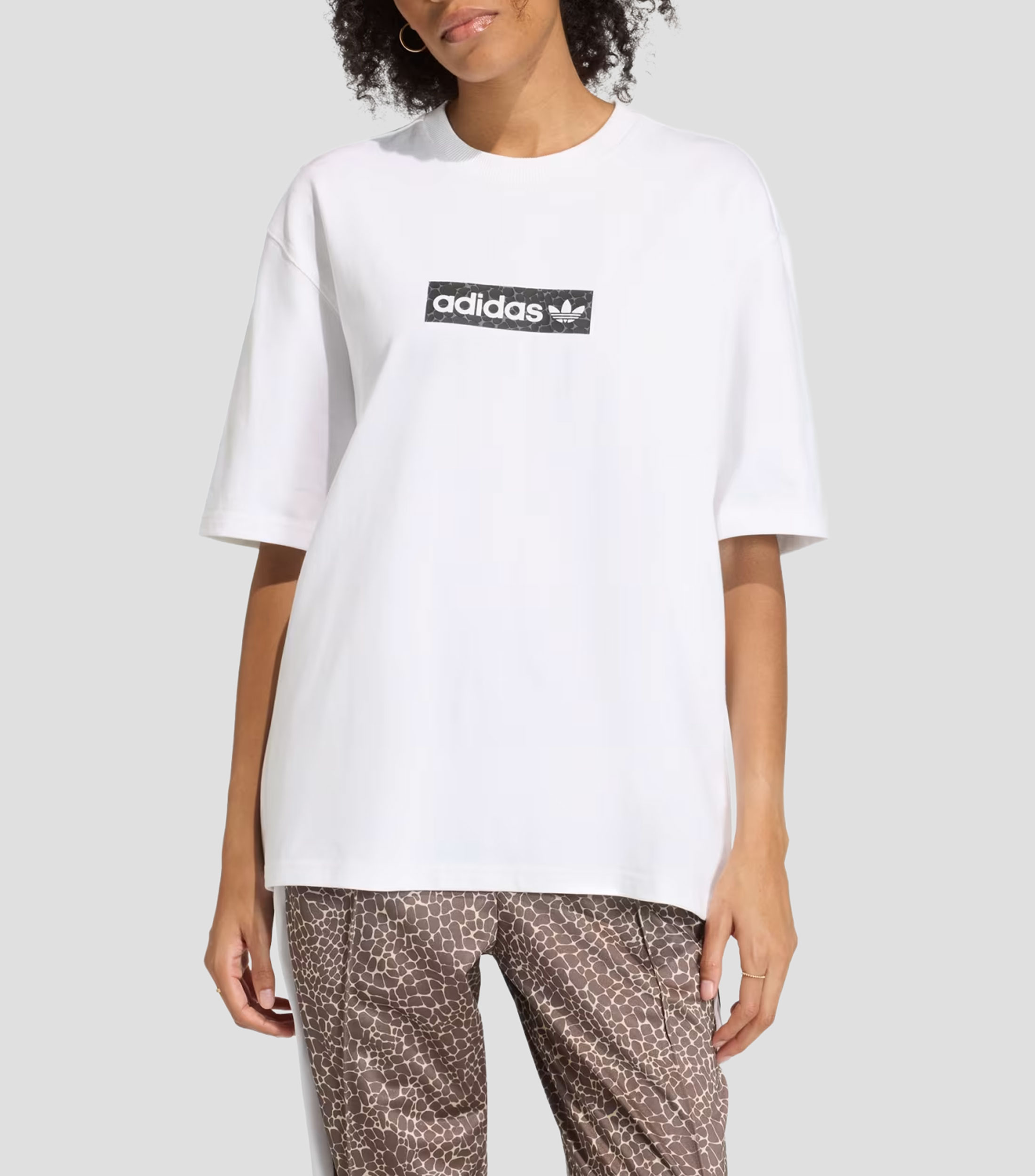 Playera de cuello redondo con manga corta estampada Mujer