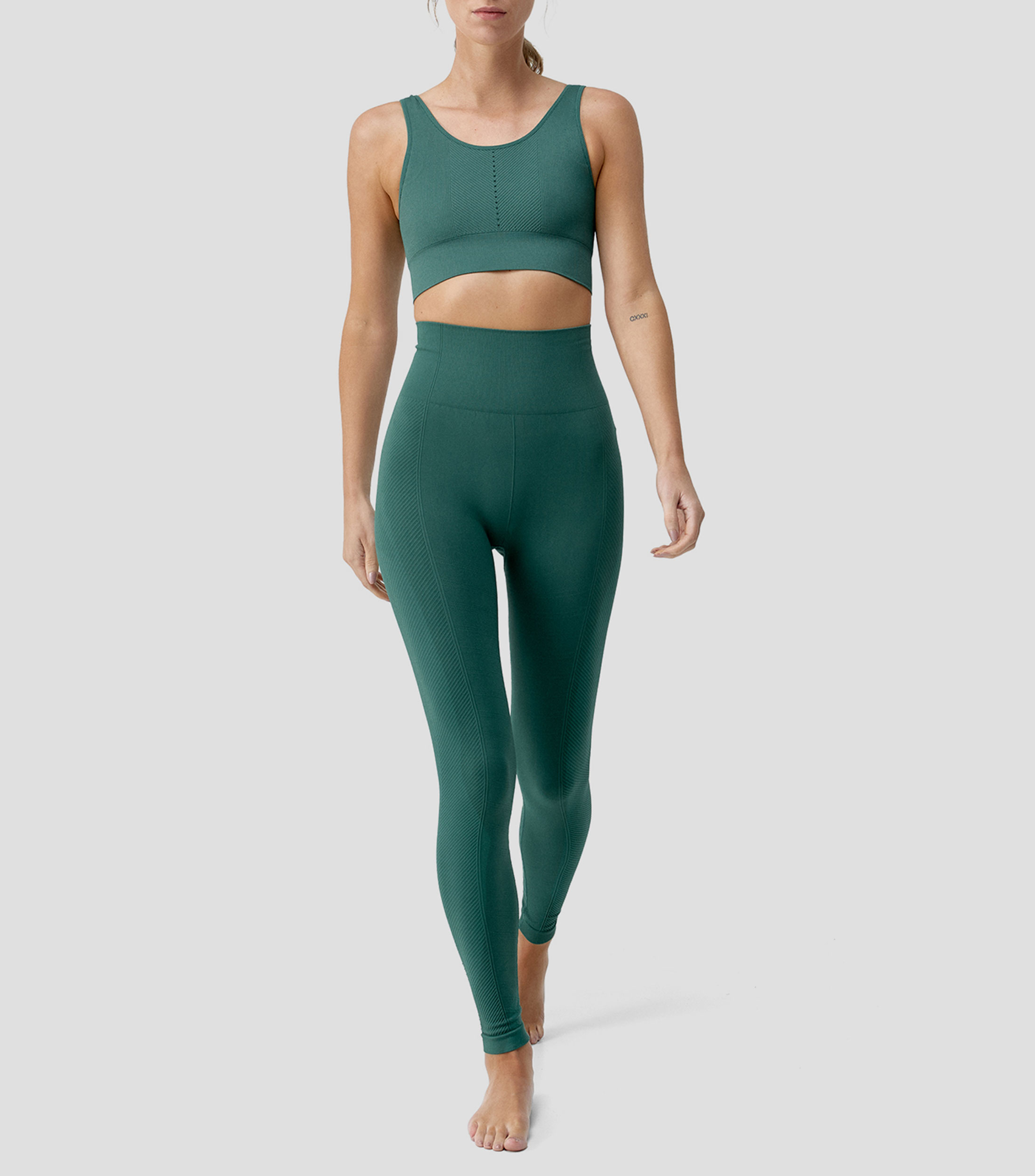 Top deportivo Naisha Mujer