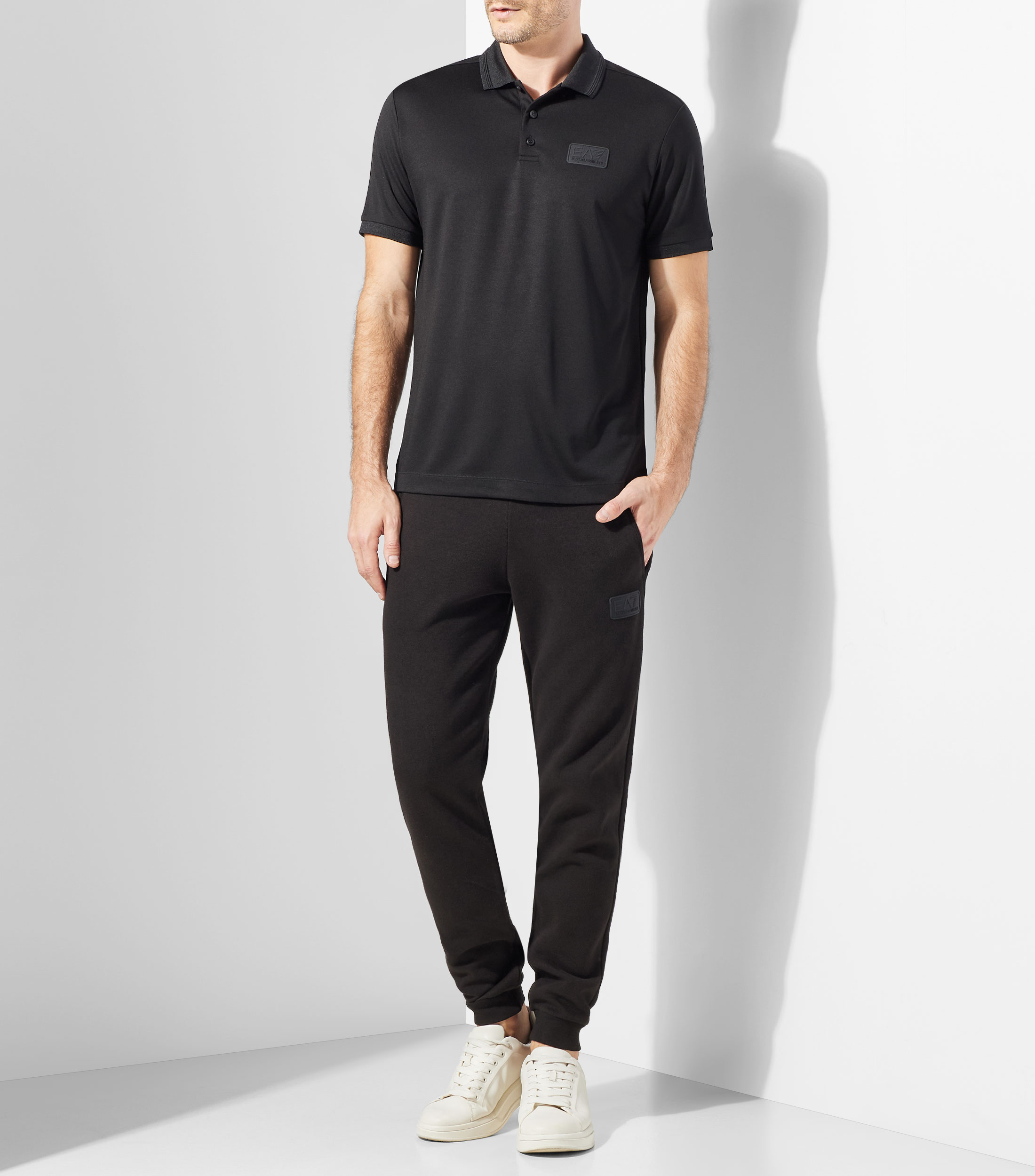 Playera tipo polo manga corta lisa Hombre
