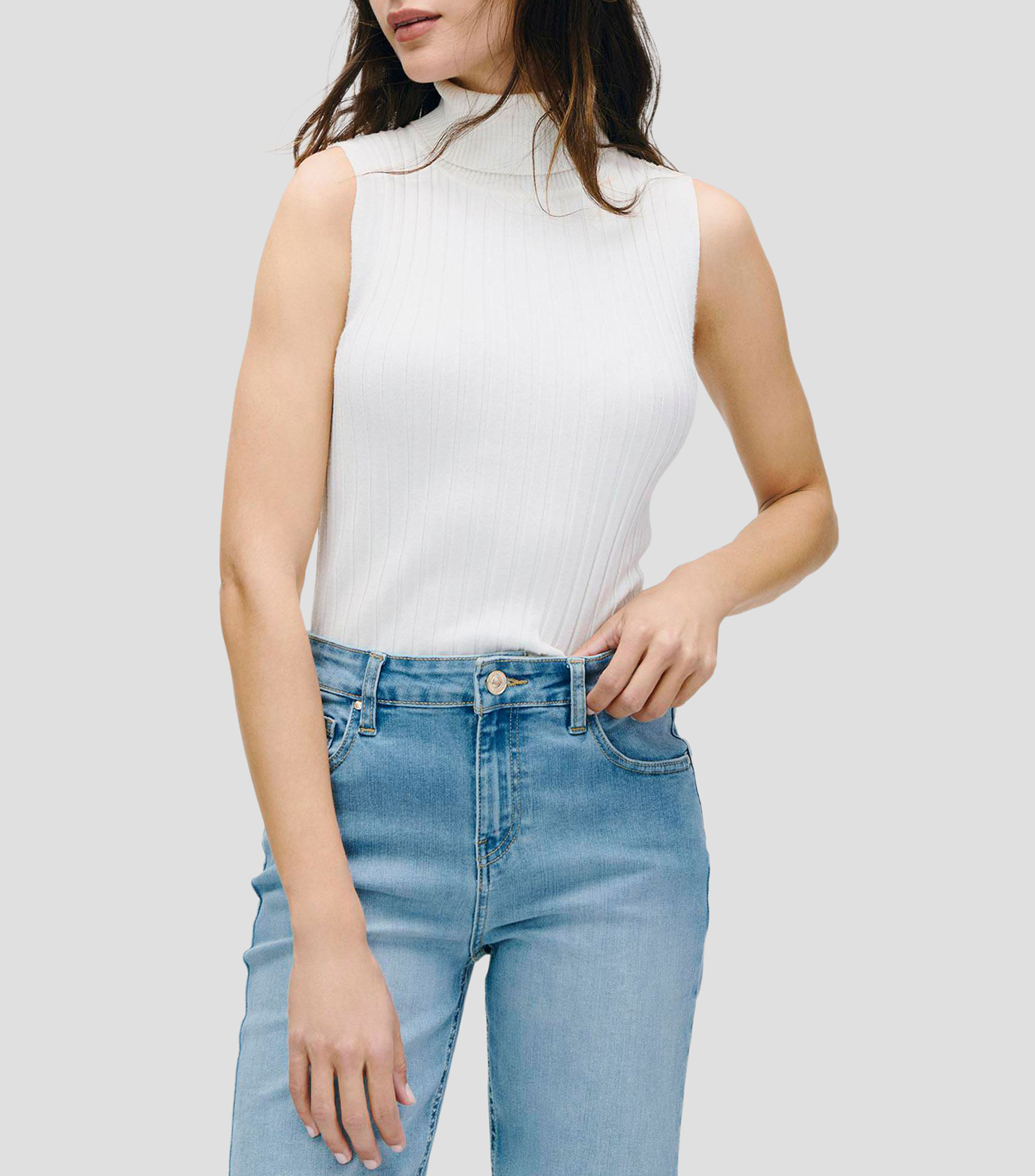 Top Tejido Canalé Off White Manga Sisa Cuello Tortuga Mujer