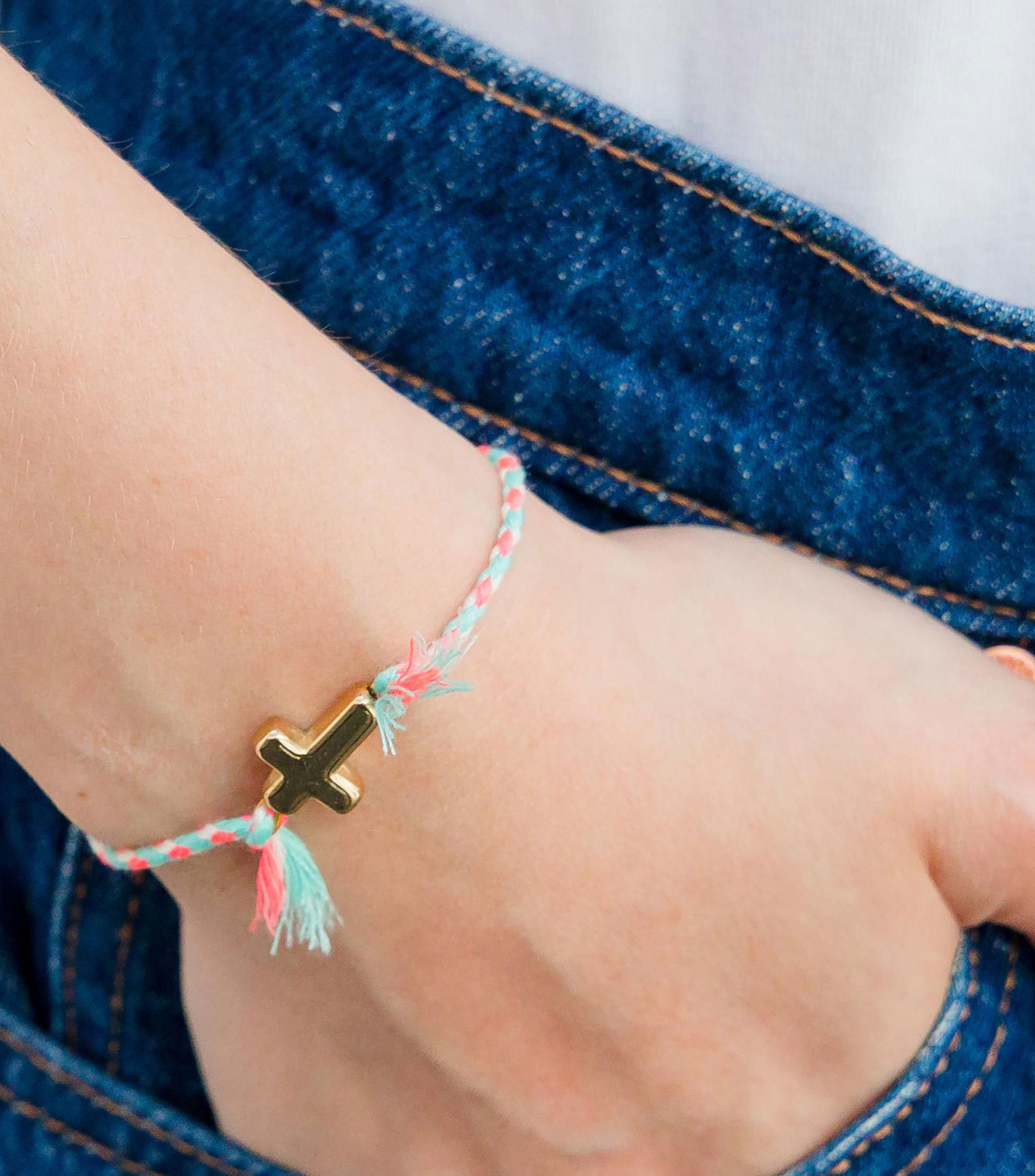 Pulsera multicolor de hilo Mujer