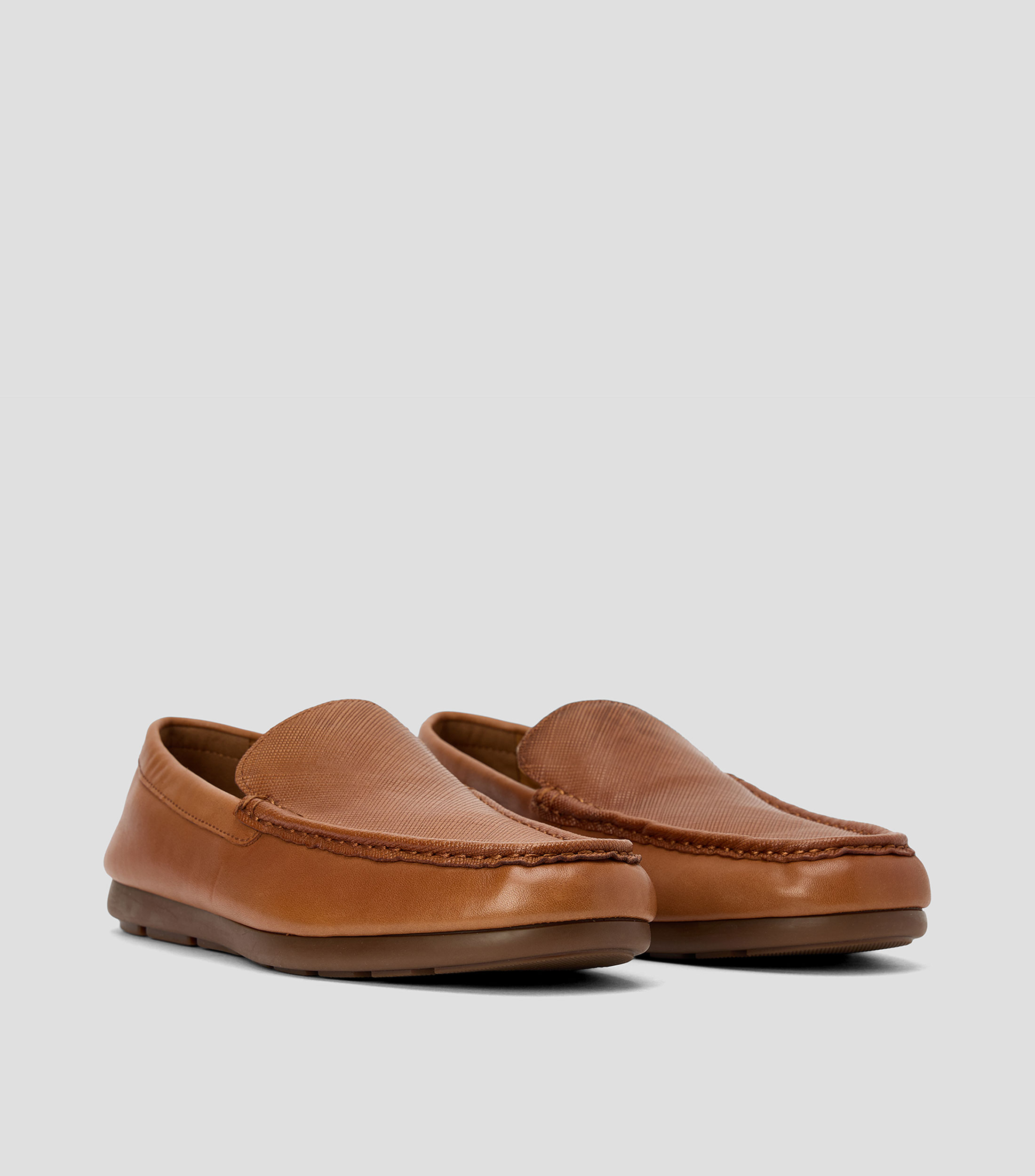 Mocasines en piel lisos Hombre
