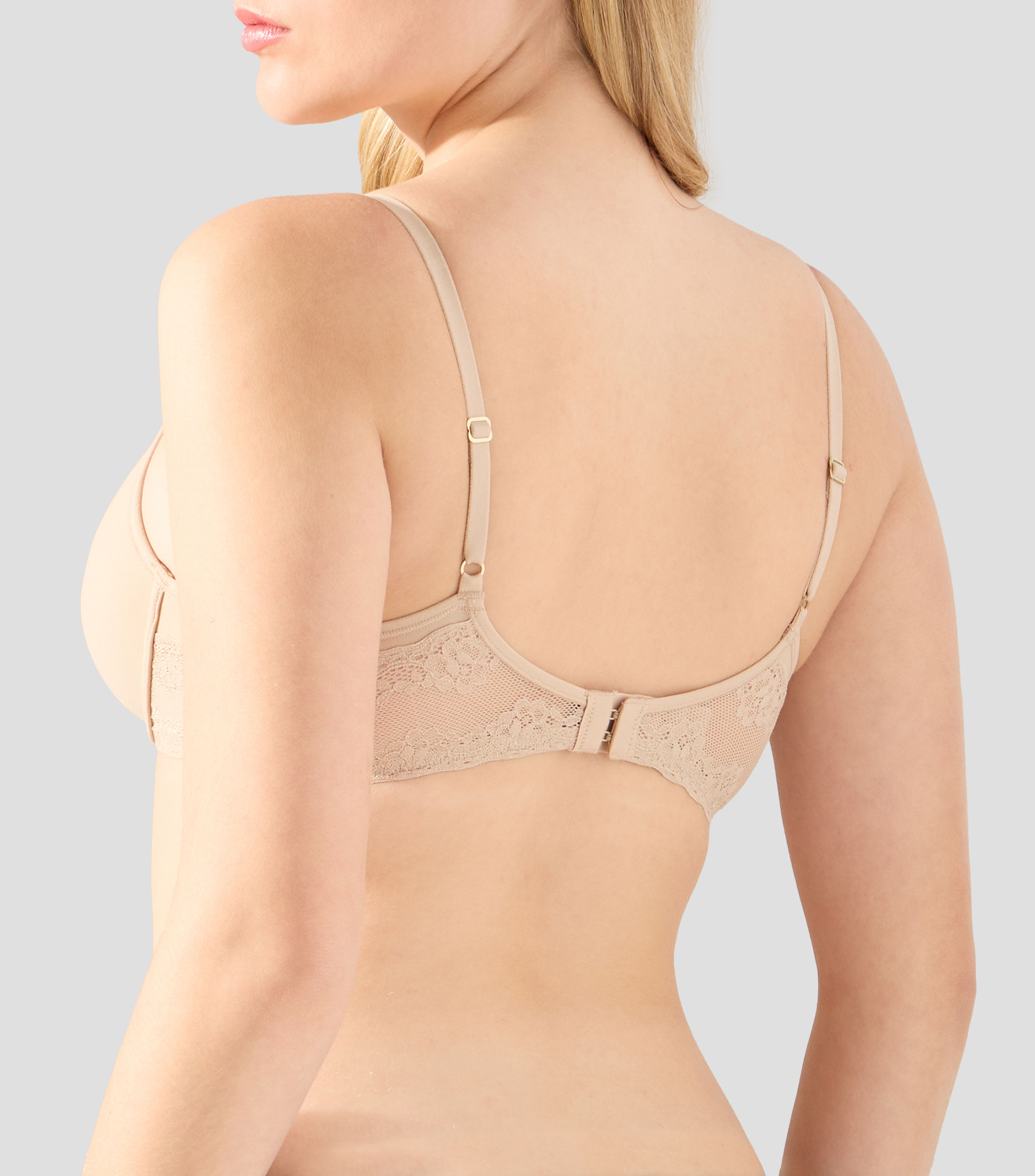 Brasier liso con encaje