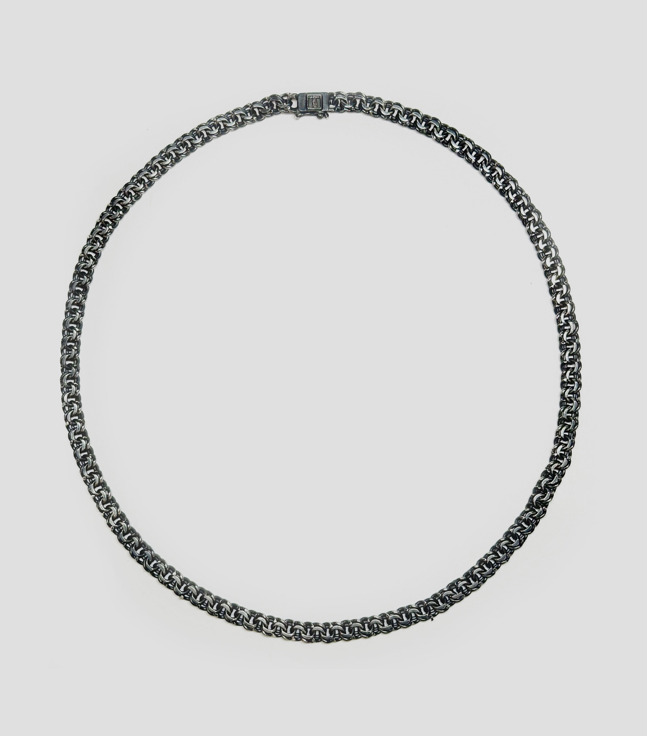 Collar entrelazado Unisex