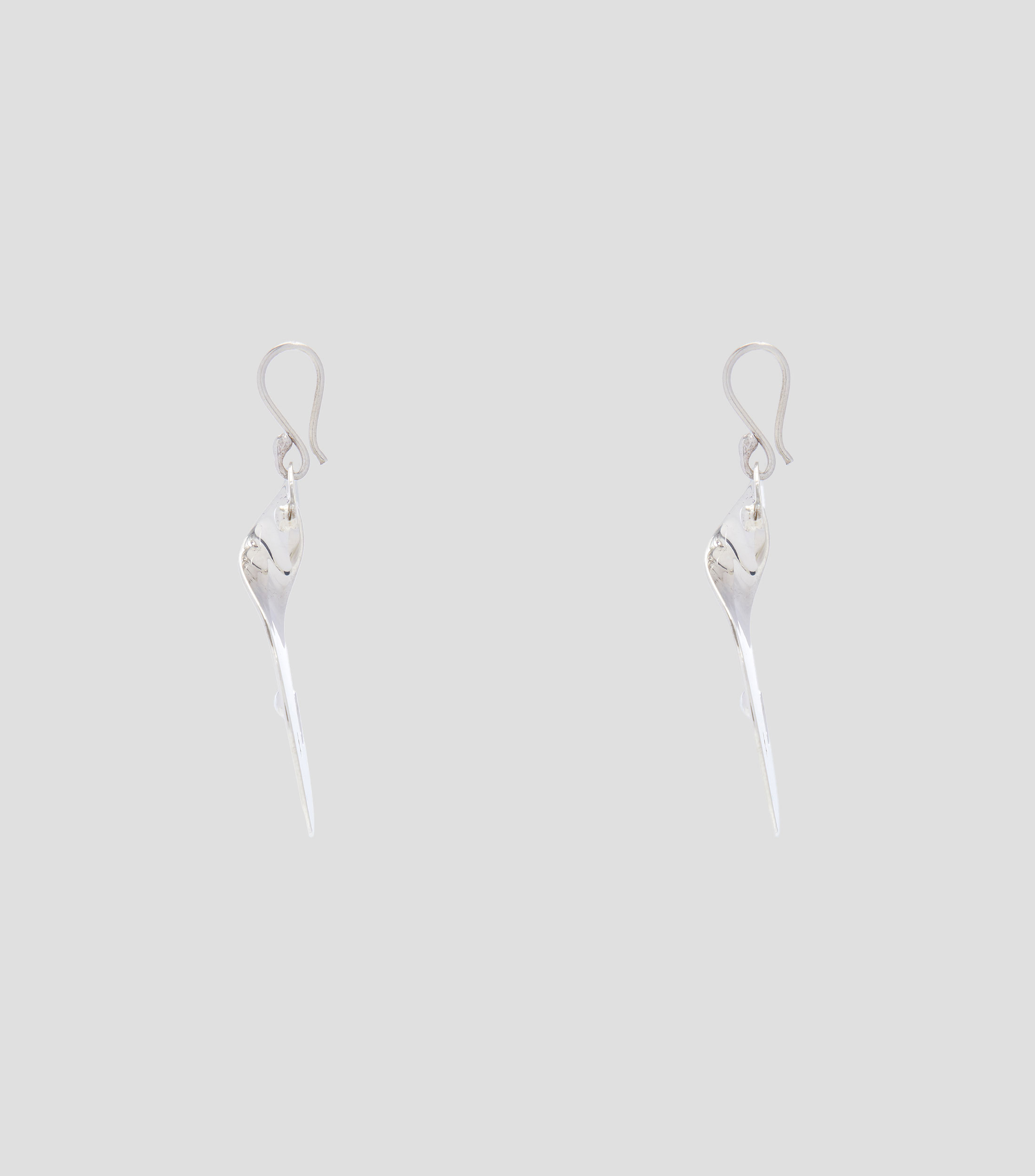 Aretes S en plata .925 Mujer