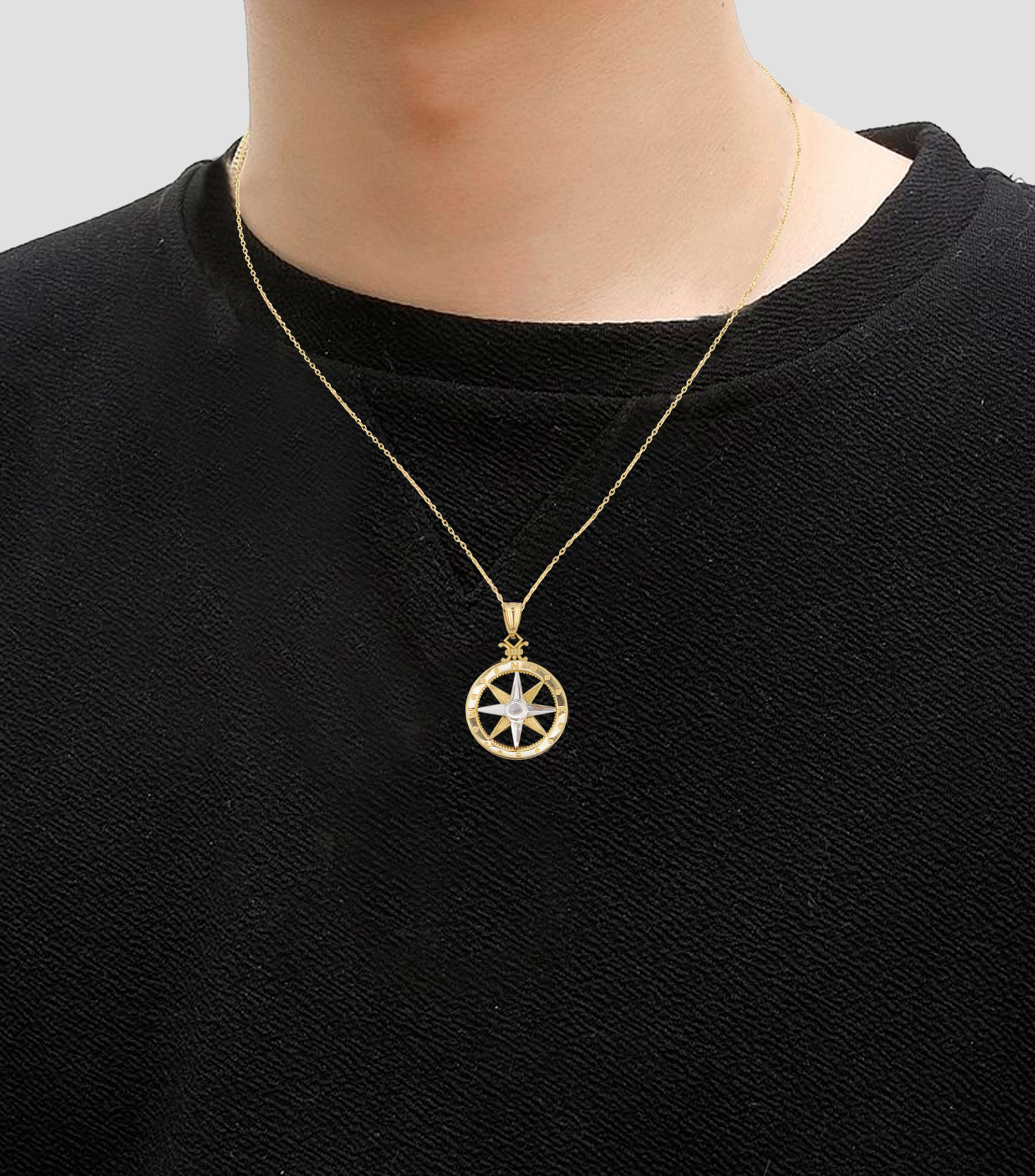 Dije en Oro amarillo de 14 Kilates Brújula Unisex