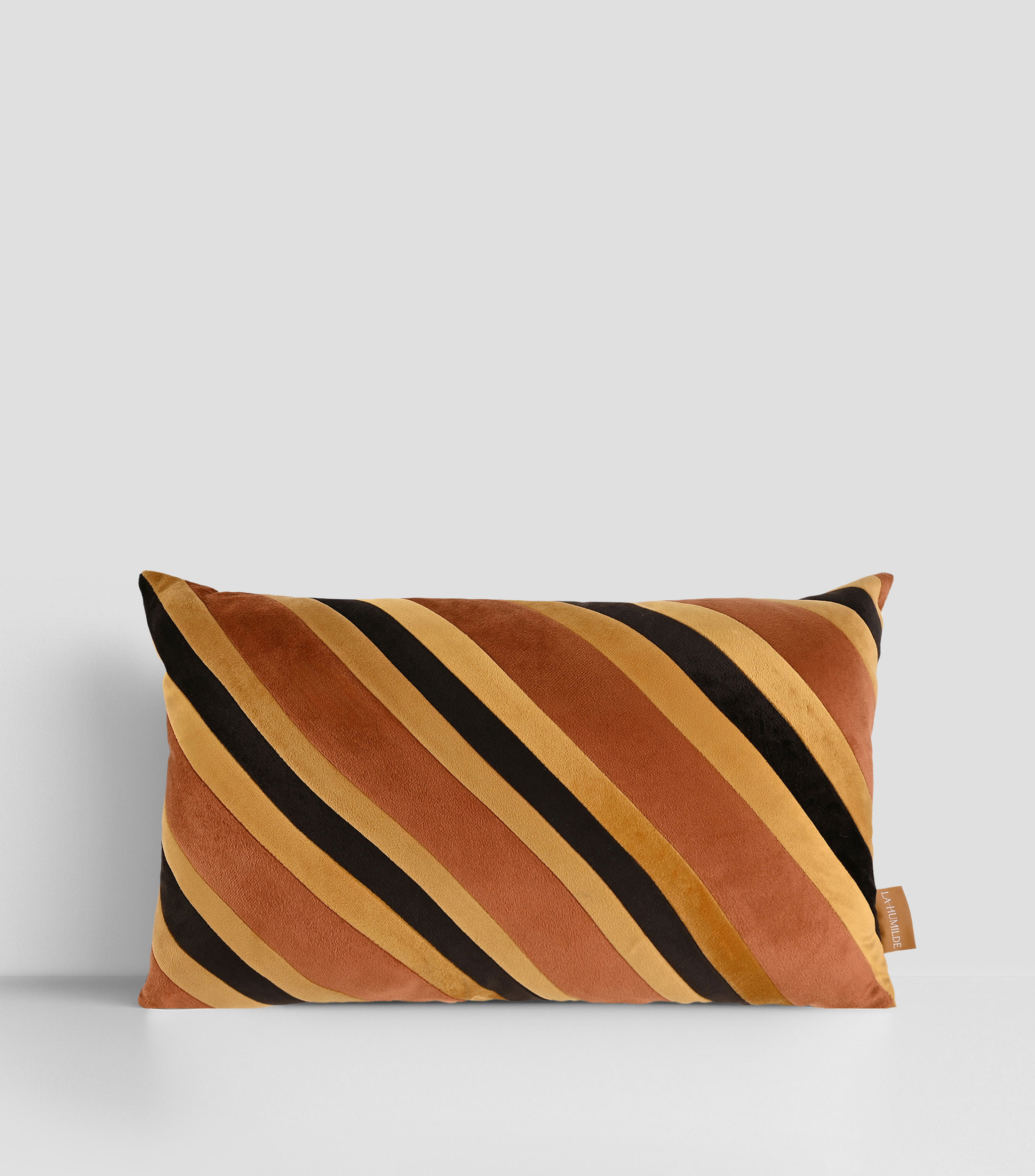 Cojín Decorativo Riñonera Café