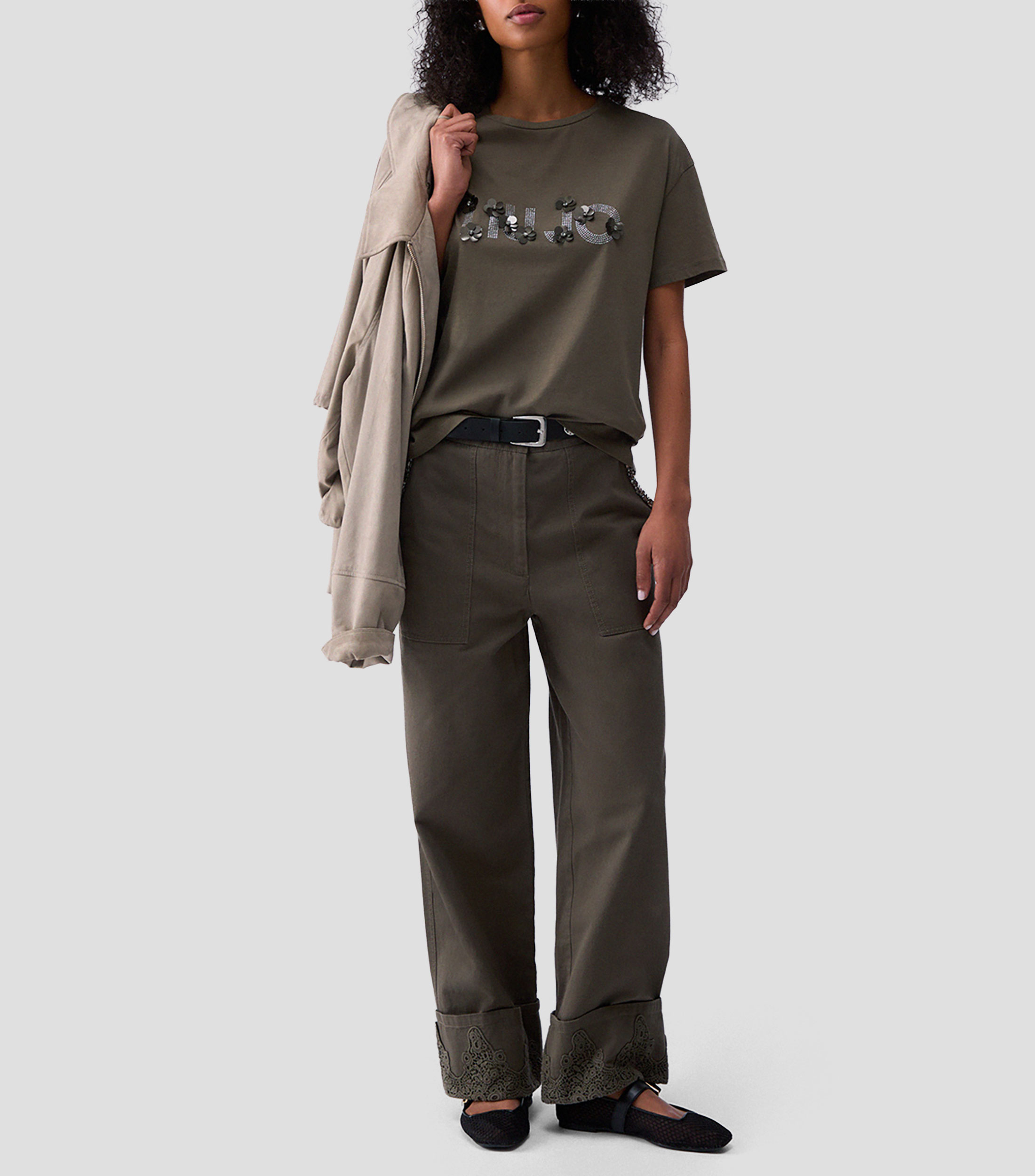 Playera cuello redondo manga corta fantasía Mujer