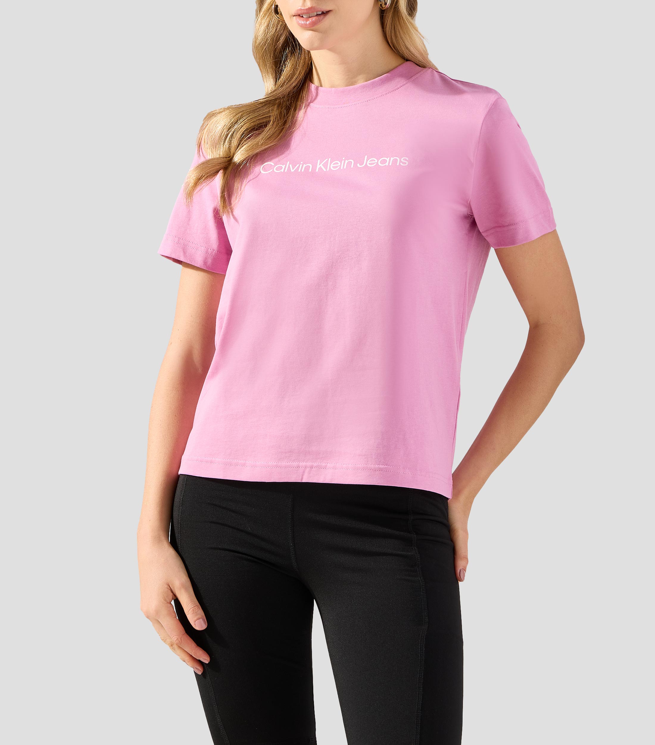 Playera cuello redondo manga corta estampada Mujer