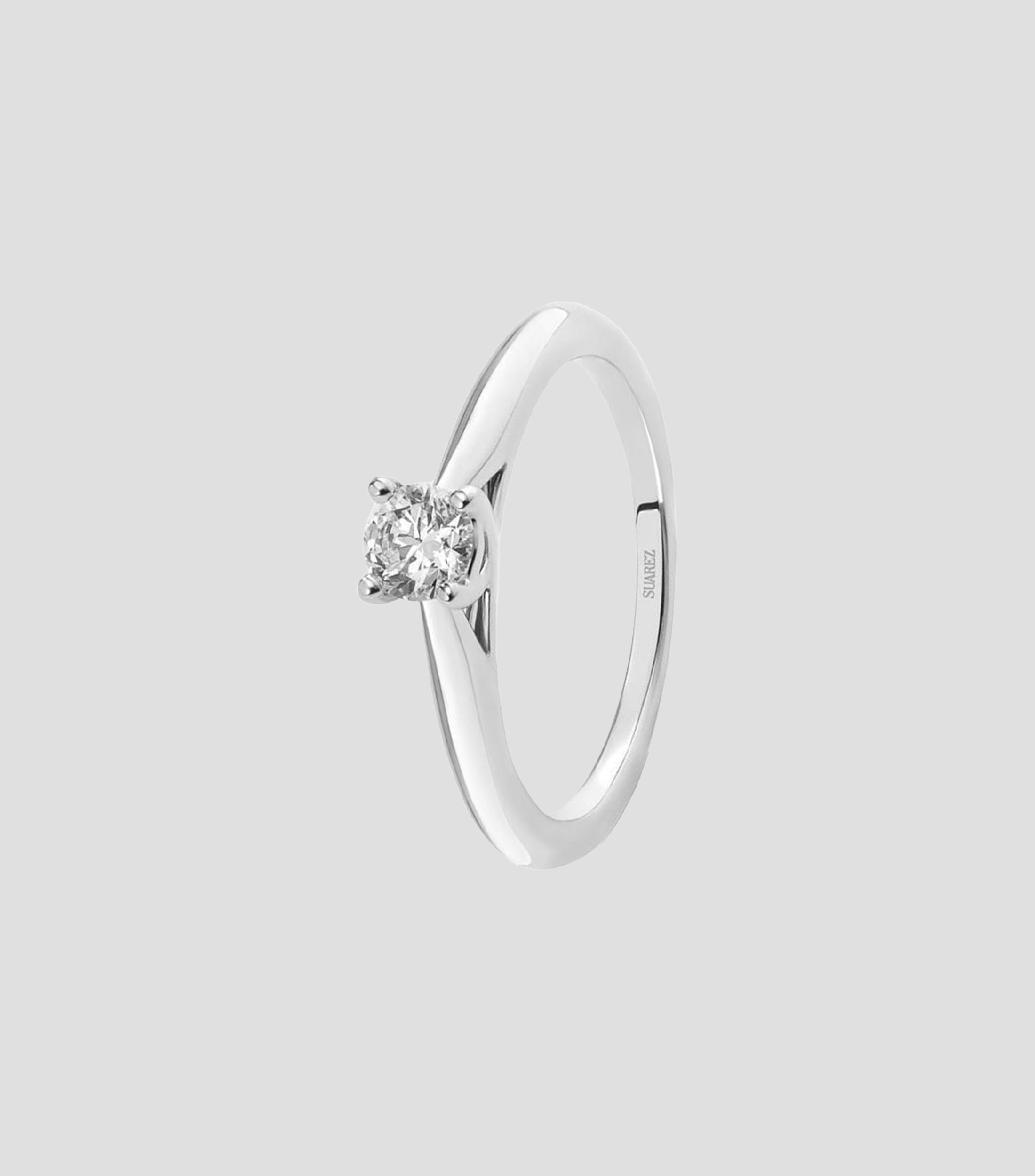 Anillo solitario de oro blanco de 18 kilates con diamante en talla brillante Mujer