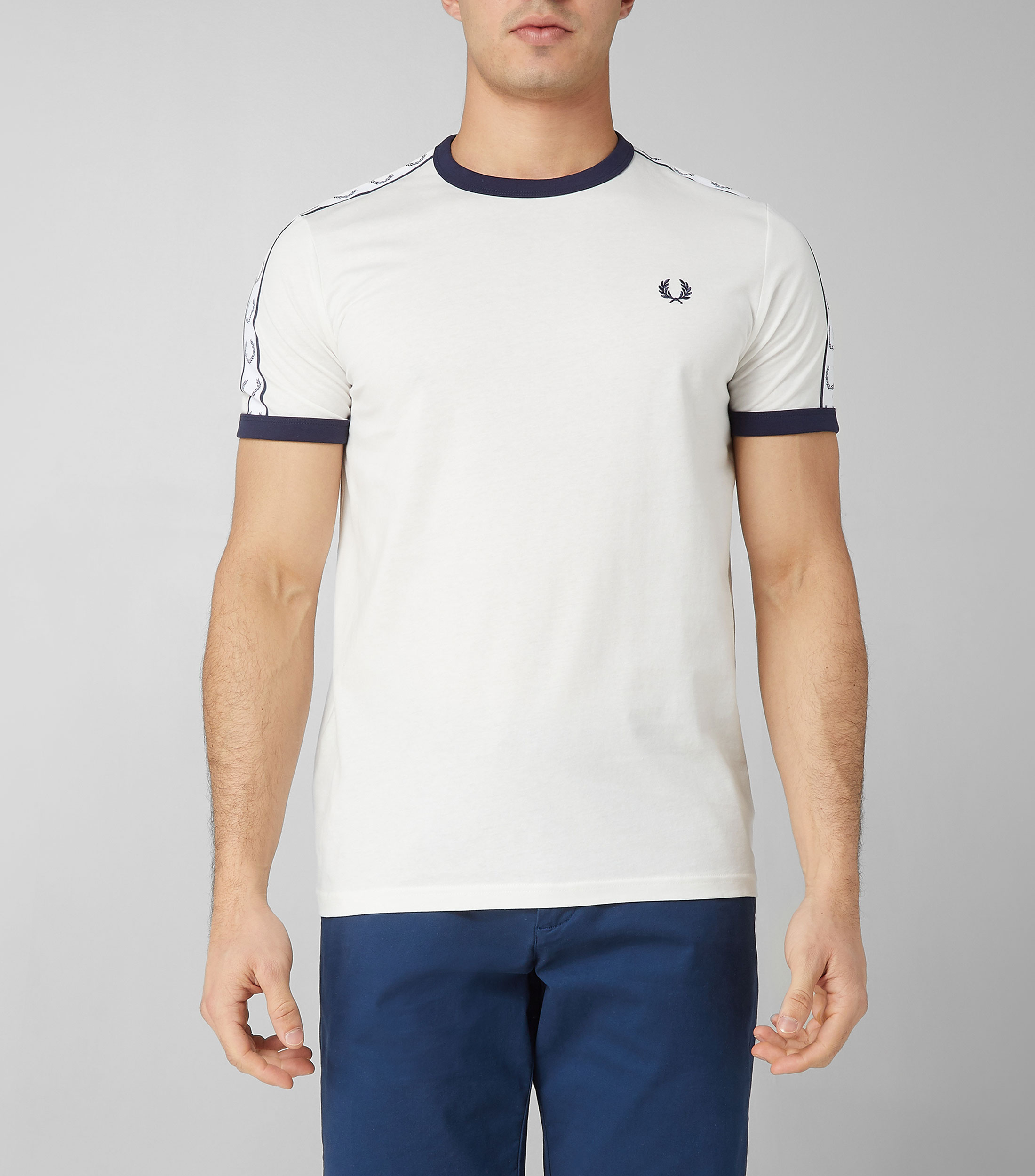 Playera cuello redondo manga corta con logo Hombre