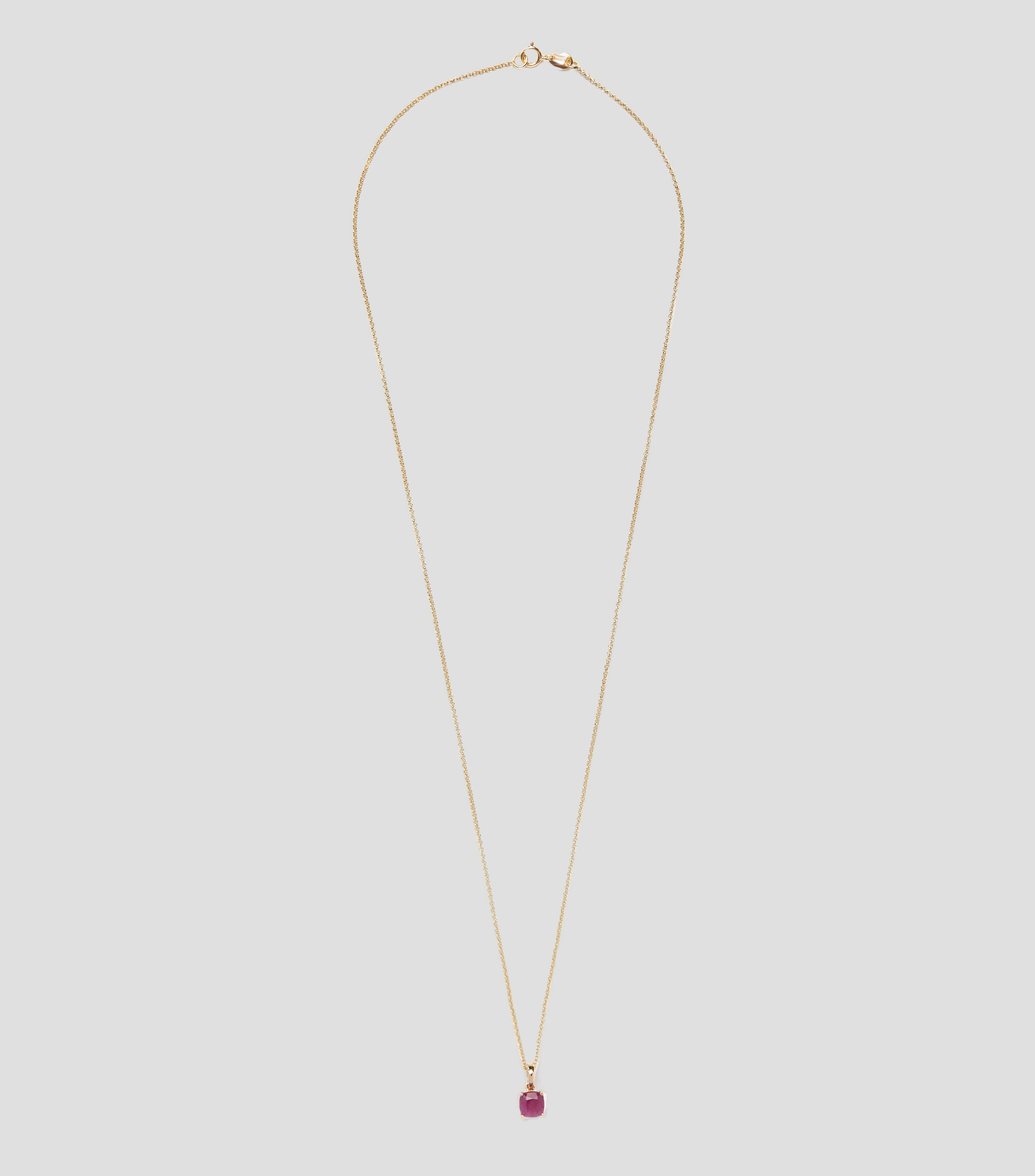 Dije con cadena en oro amarillo de 14 Kts Mujer