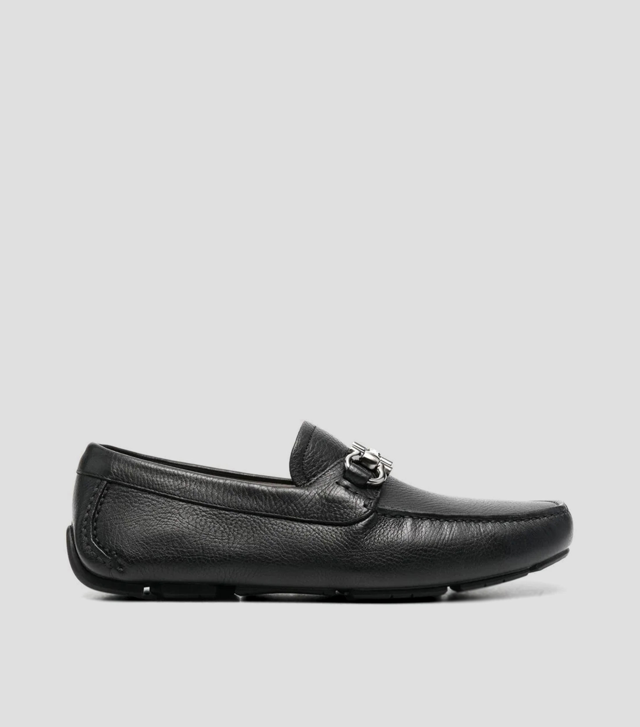 Mocasines sin cordones con placa del logo Hombre