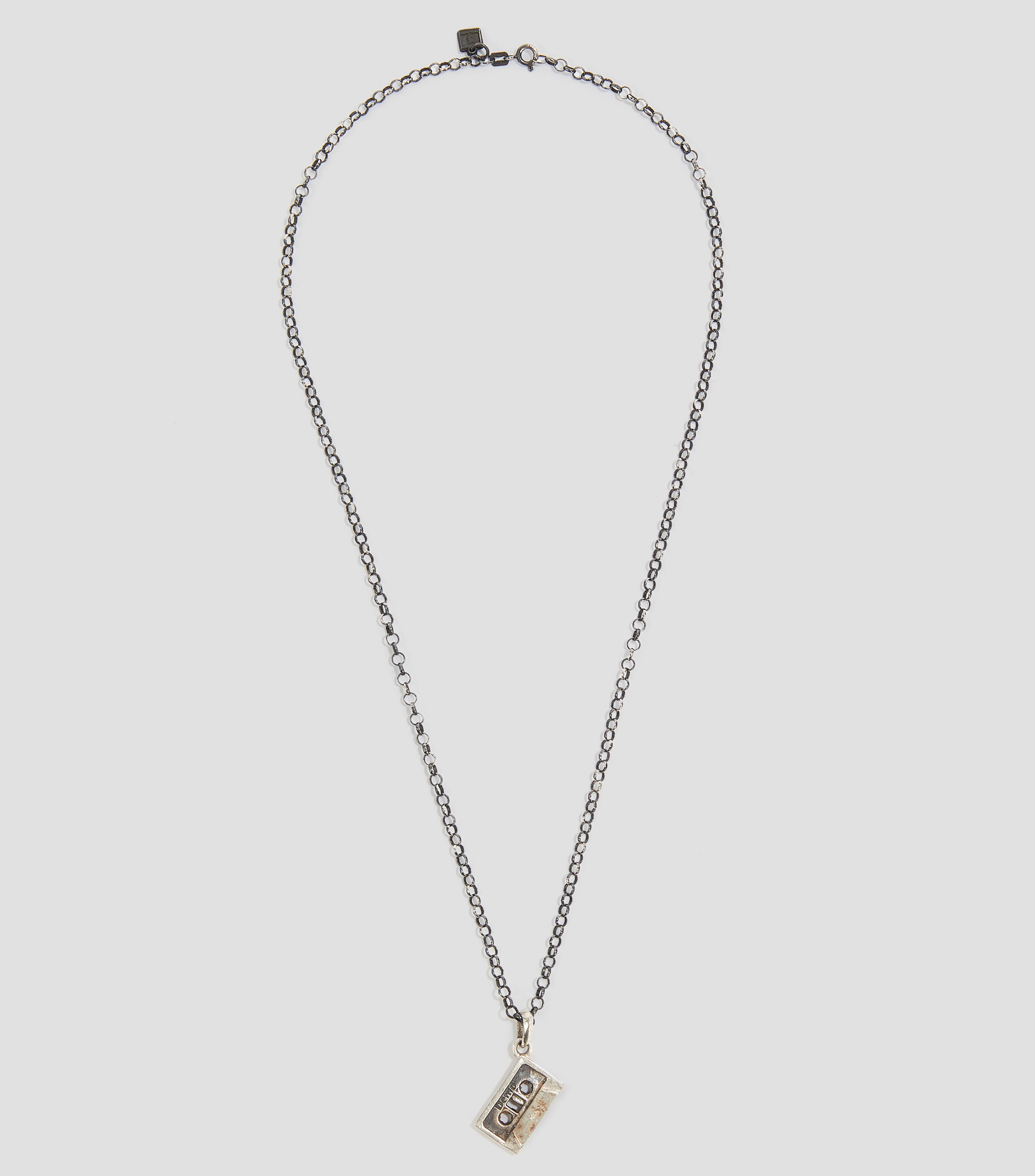 Dije casete en plata Hombre
