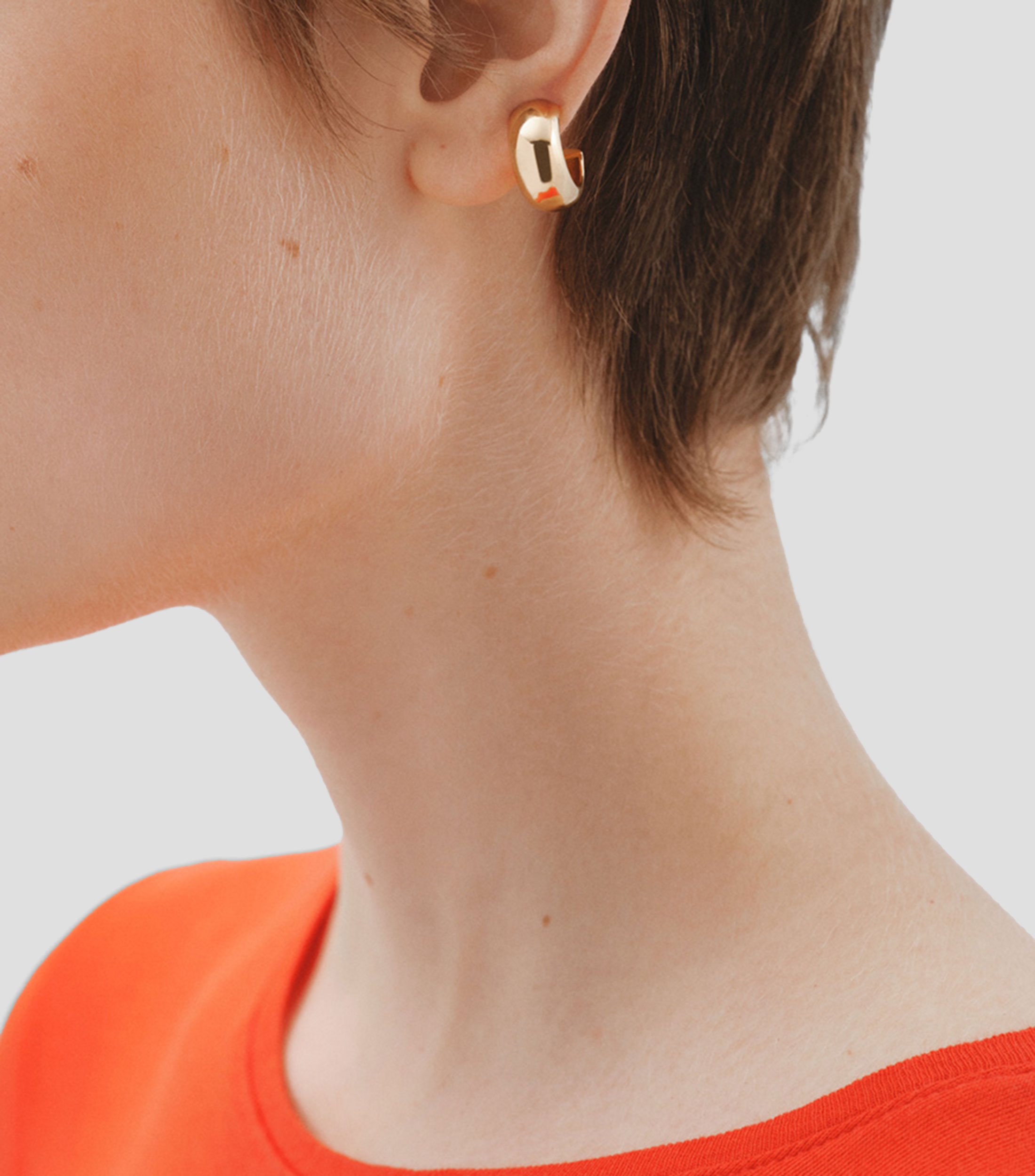 Pendientes de aro pequeños en plata .925 bañada en oro amarillo de 18 kilates Mujer