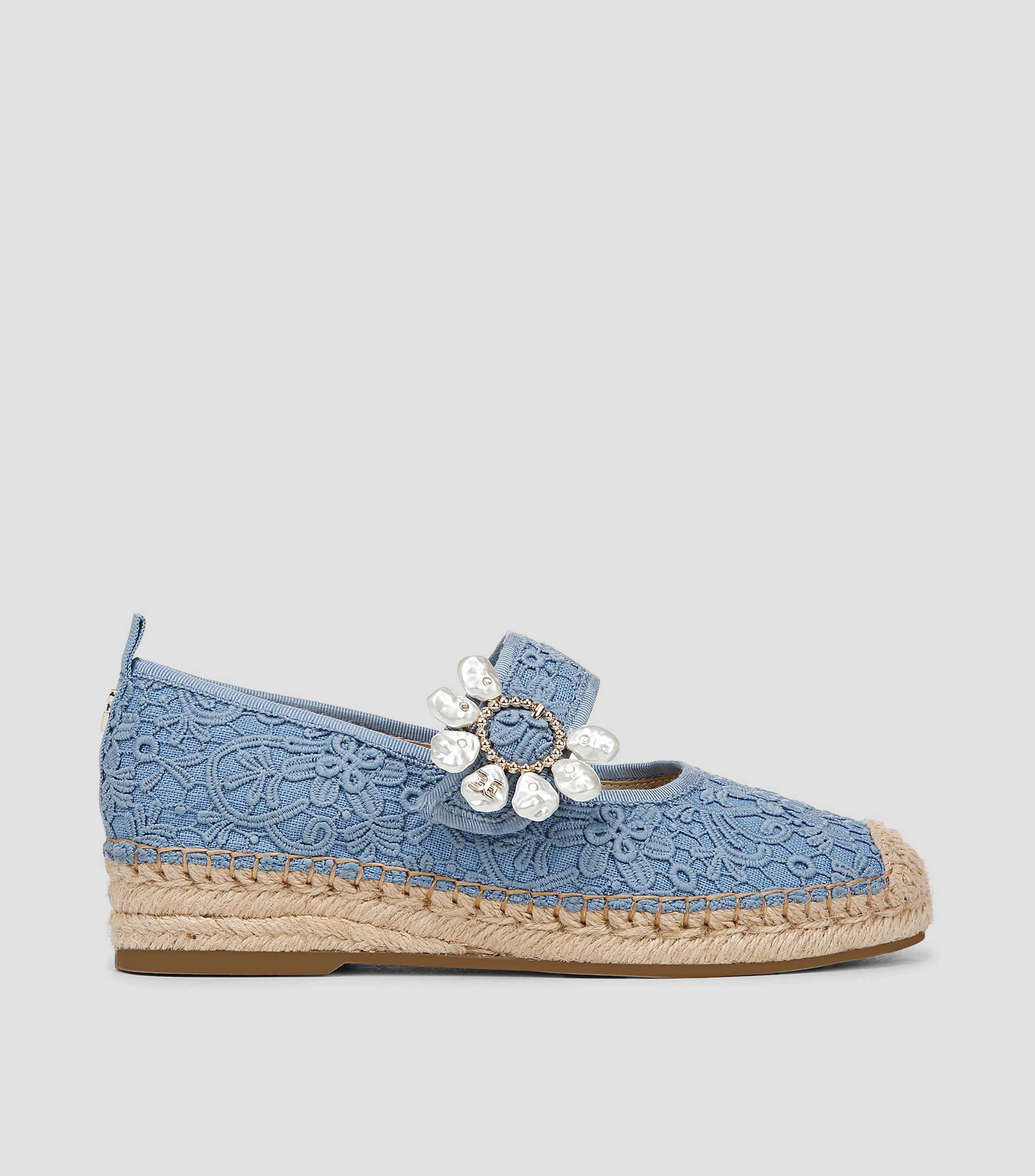 Flats texturizado con tacón bajo de cuña Mujer