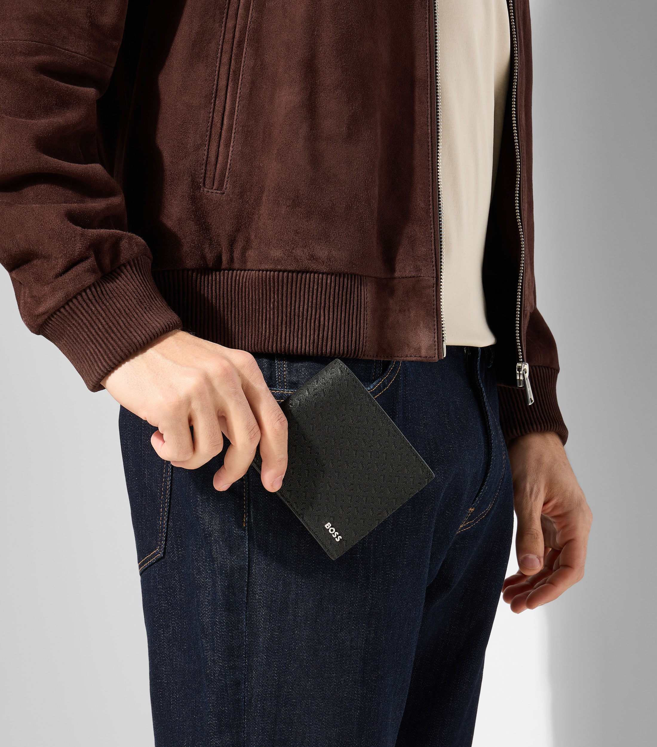 Cartera bifold Daxter en fibra de cuero negra fantasía Hombre