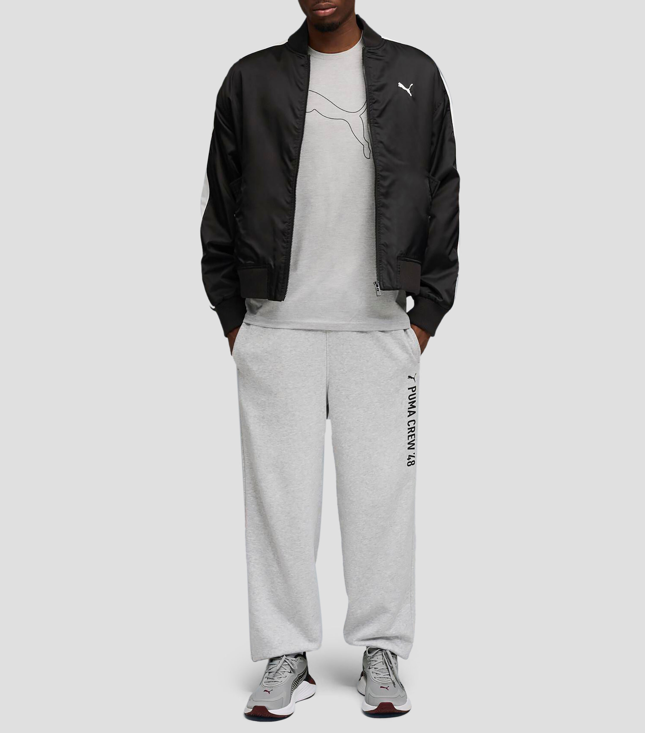Playera deportiva con logo de manga corta Hombre