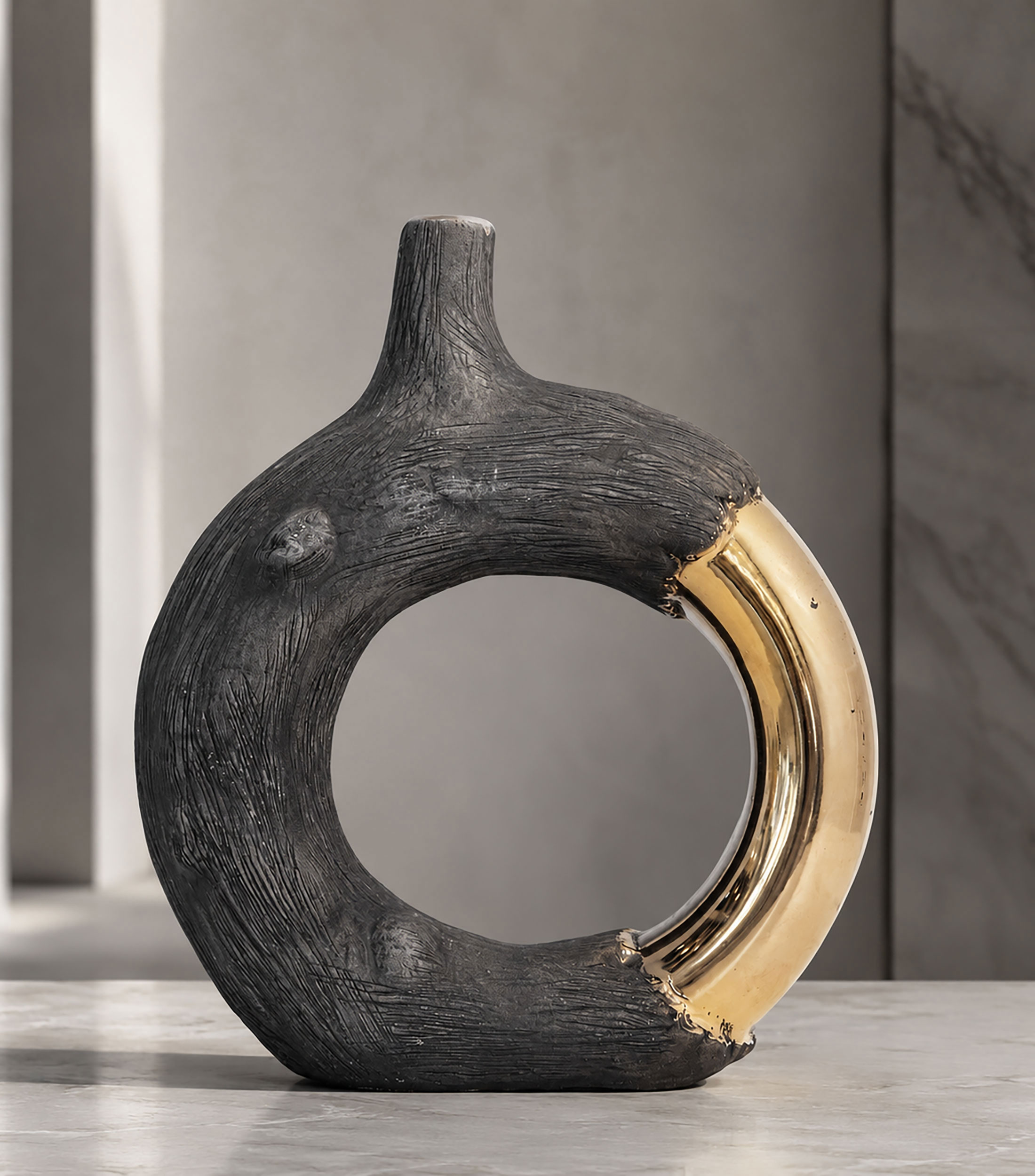 Figura decorativa circulo con detalle en relieve