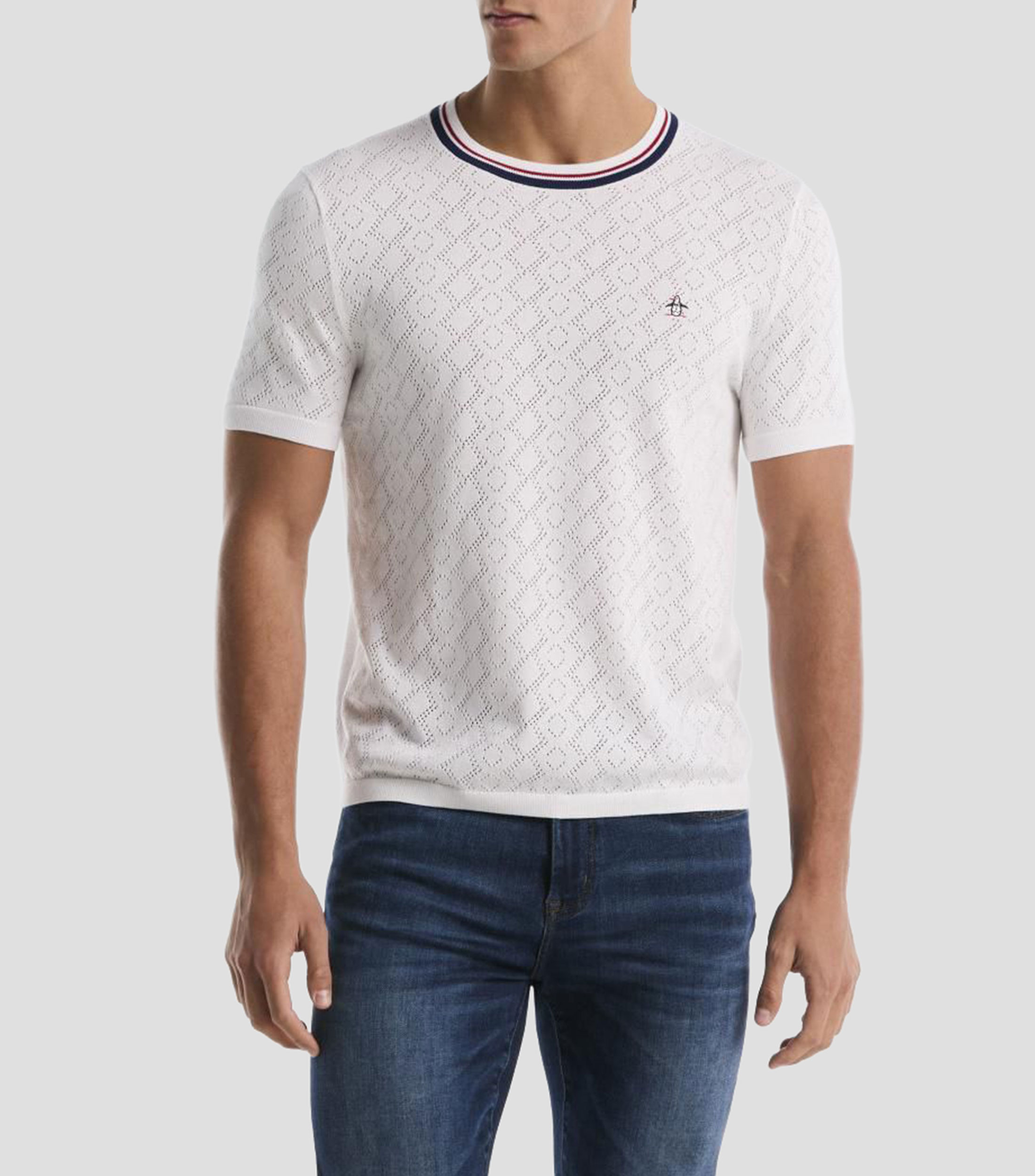 Playera cuello redondo manga corta lisa con detalle decorativo Hombre
