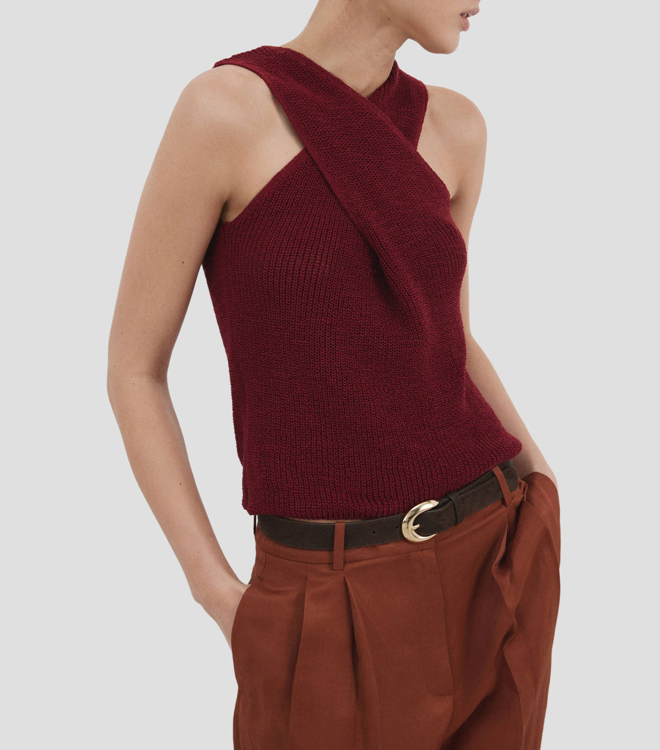 Blusa lisa sin mangas Mujer