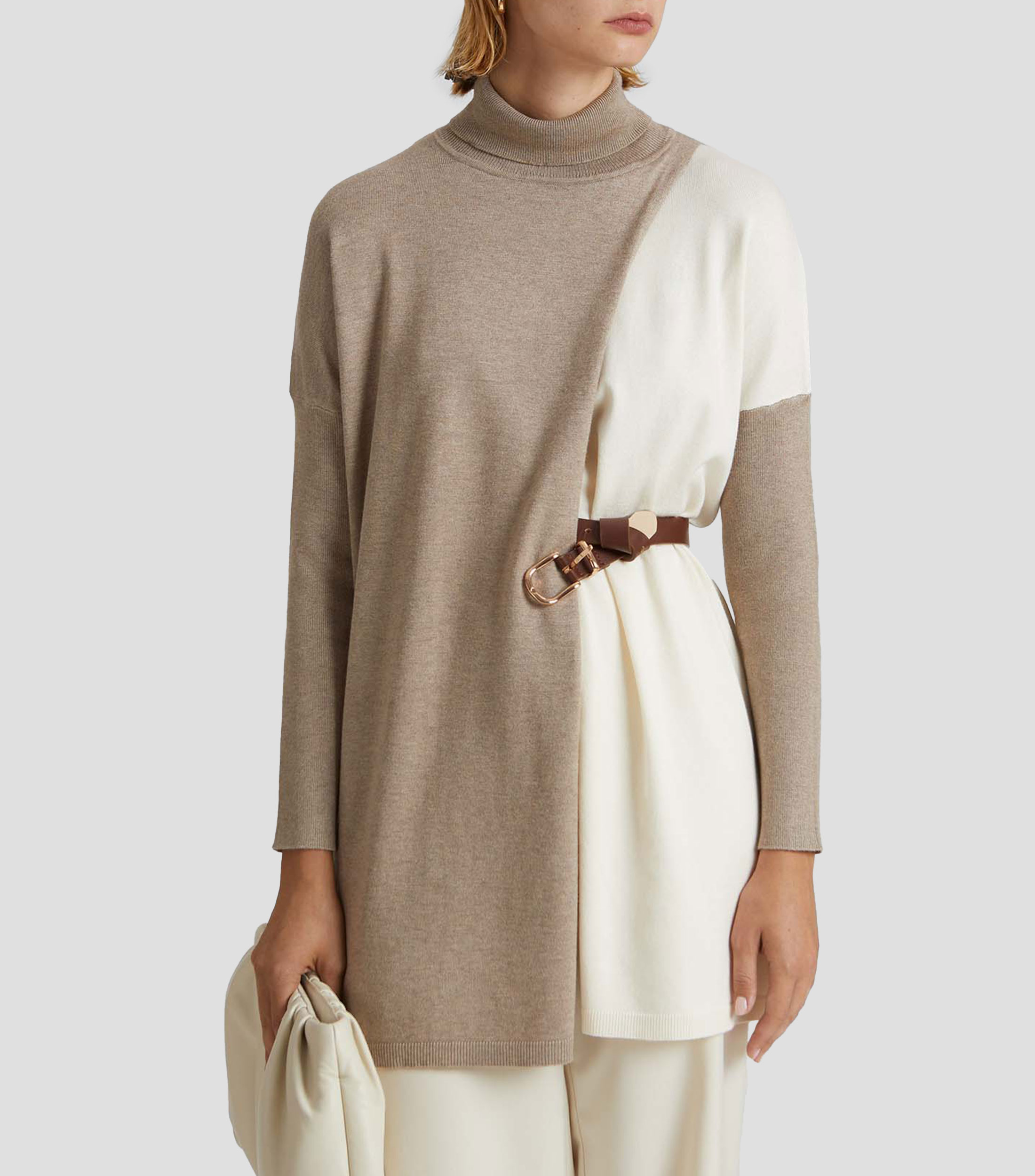 Poncho con manga larga Mujer