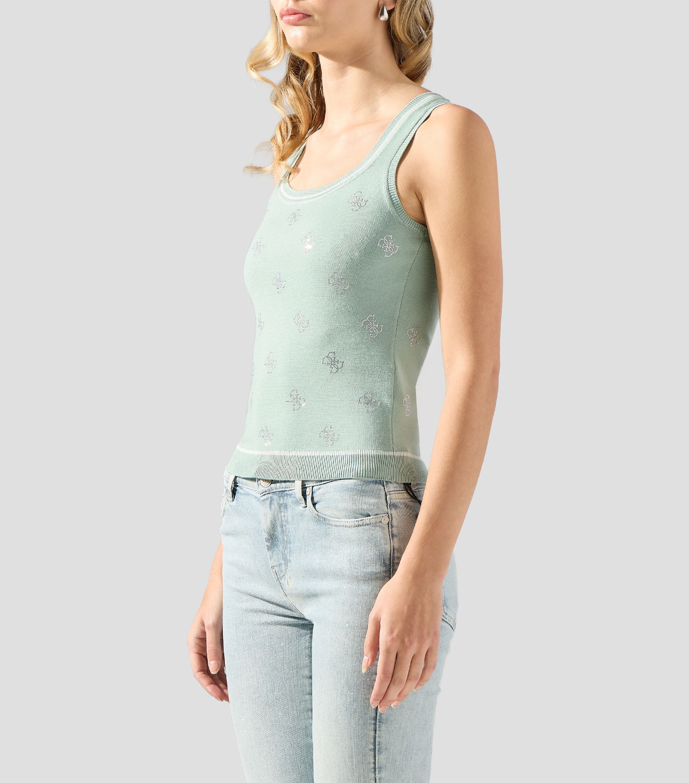 Blusa fantasía sin mangas Mujer