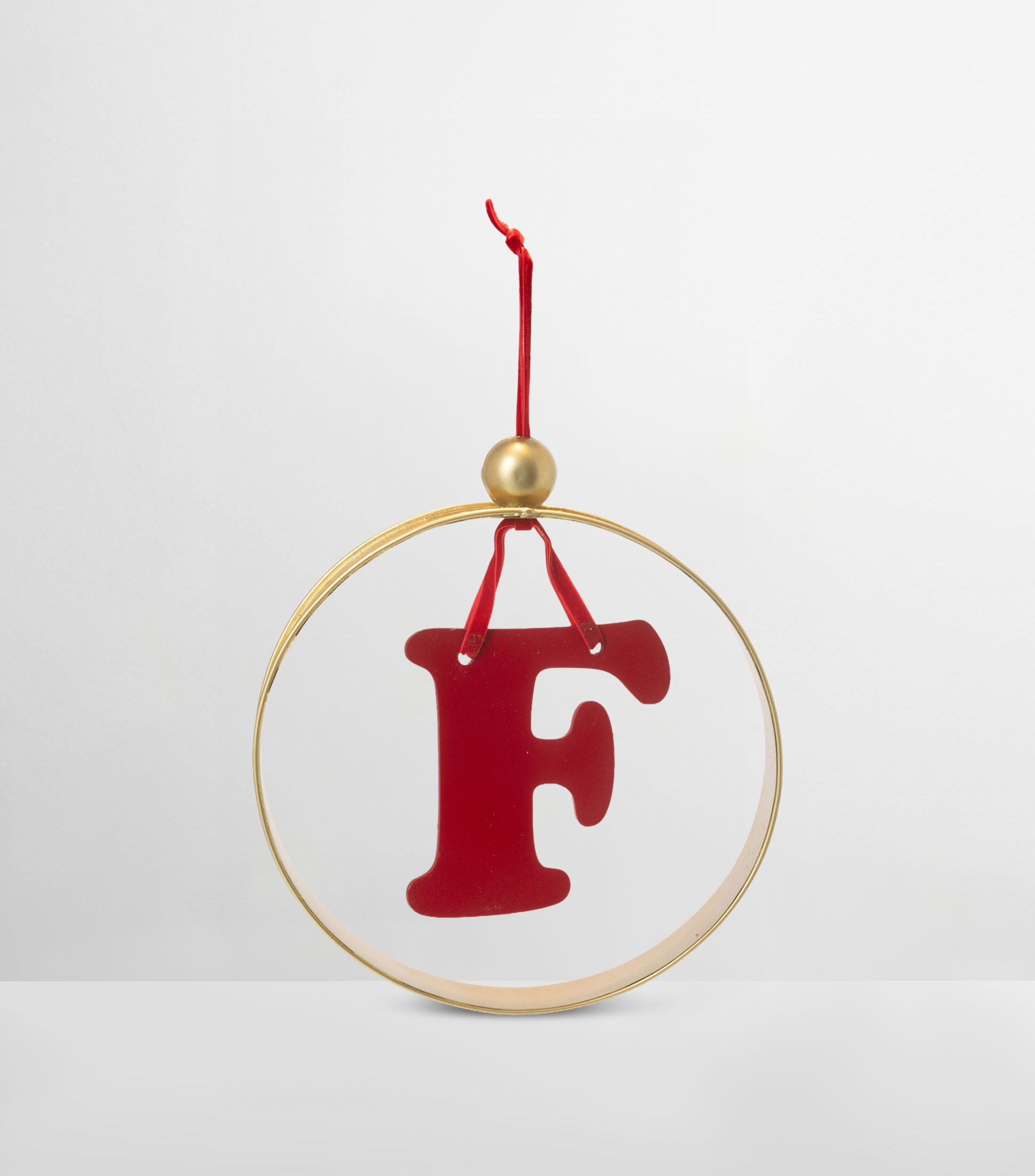 Ornamento Navideño Aro Letra F en metal y madera