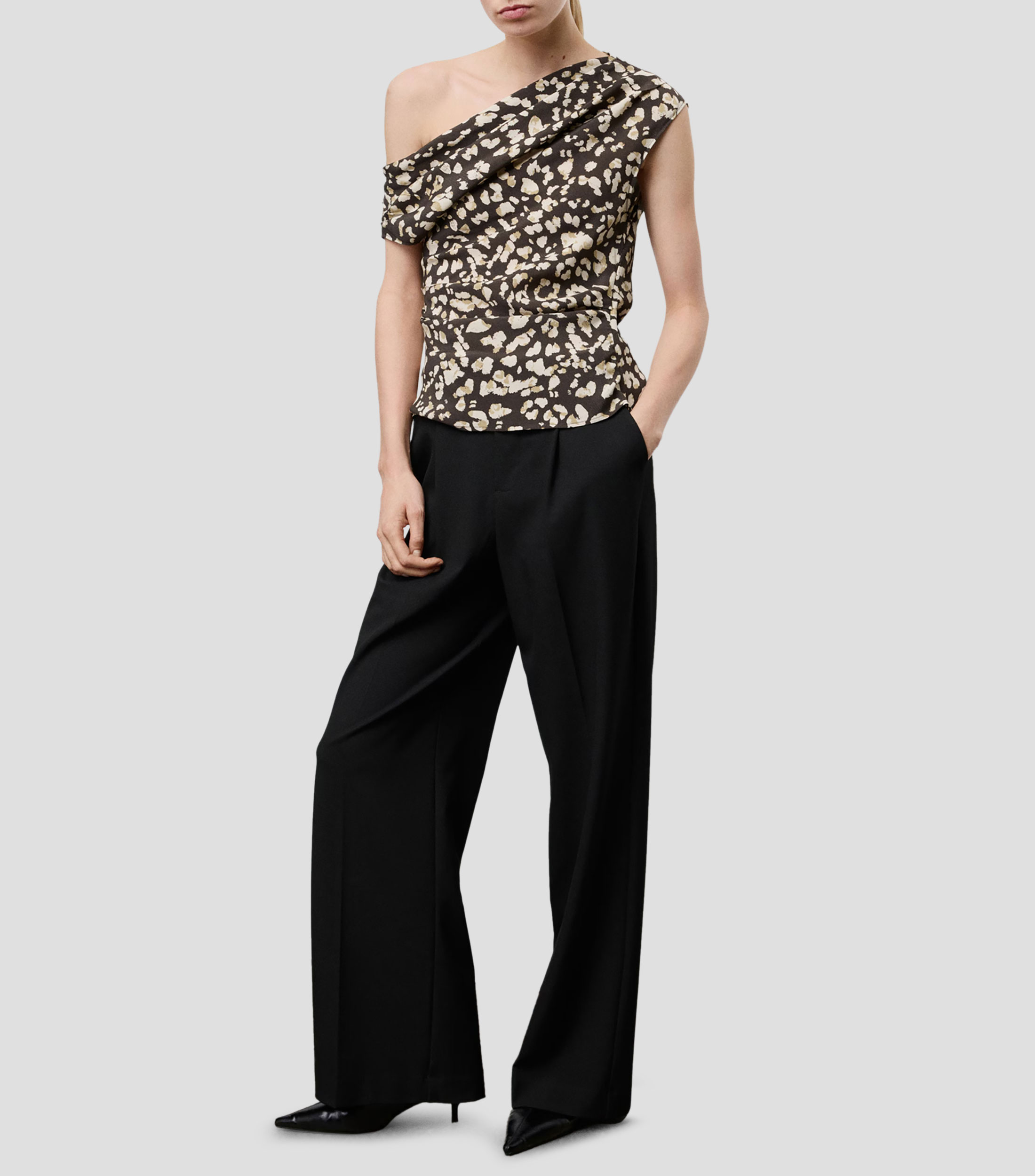 Top cuello asimétrico sin mangas estampado Mujer