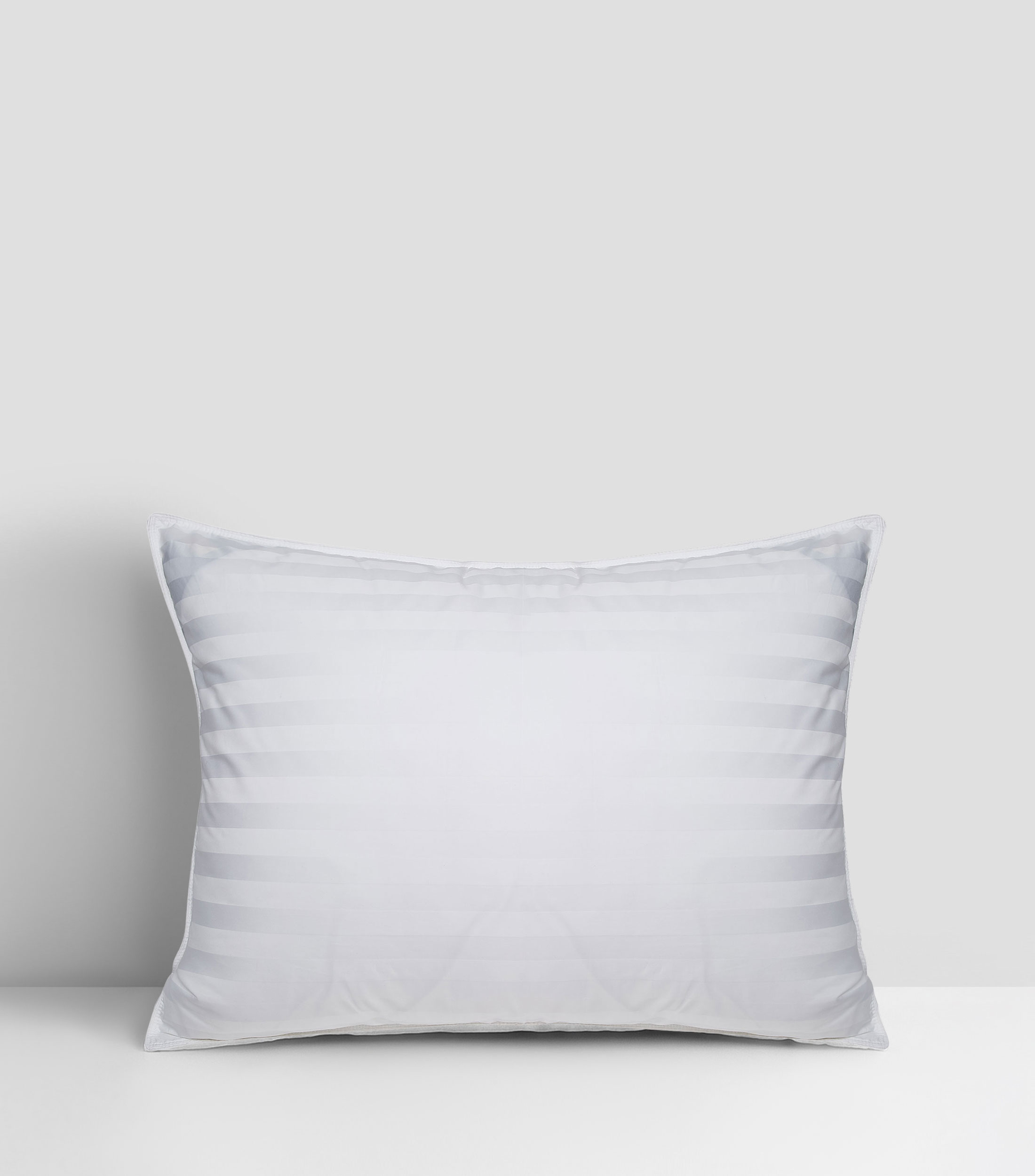 Almohada 100 Down con funda Estándar