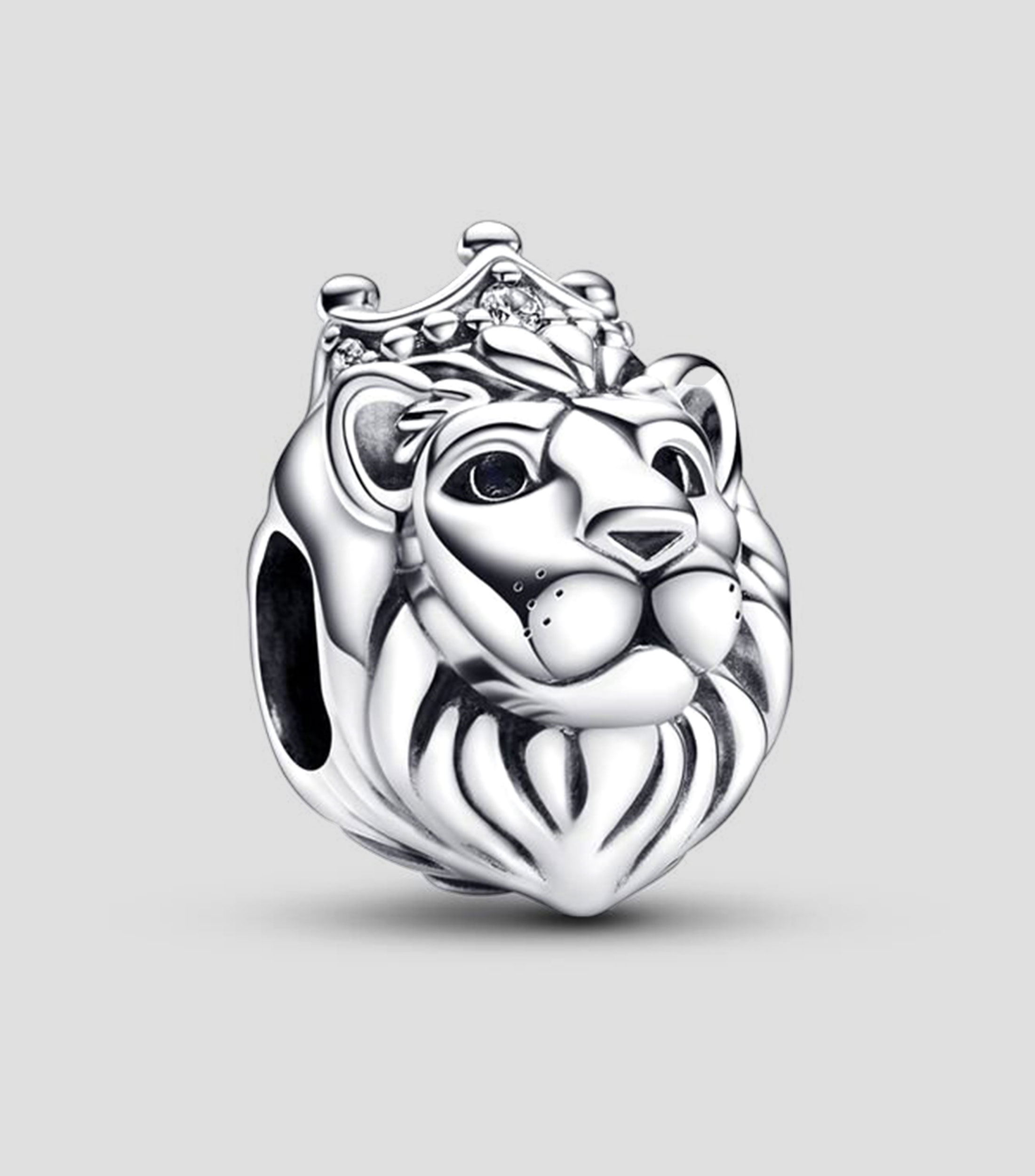 Charm en plata .925 León Mujer