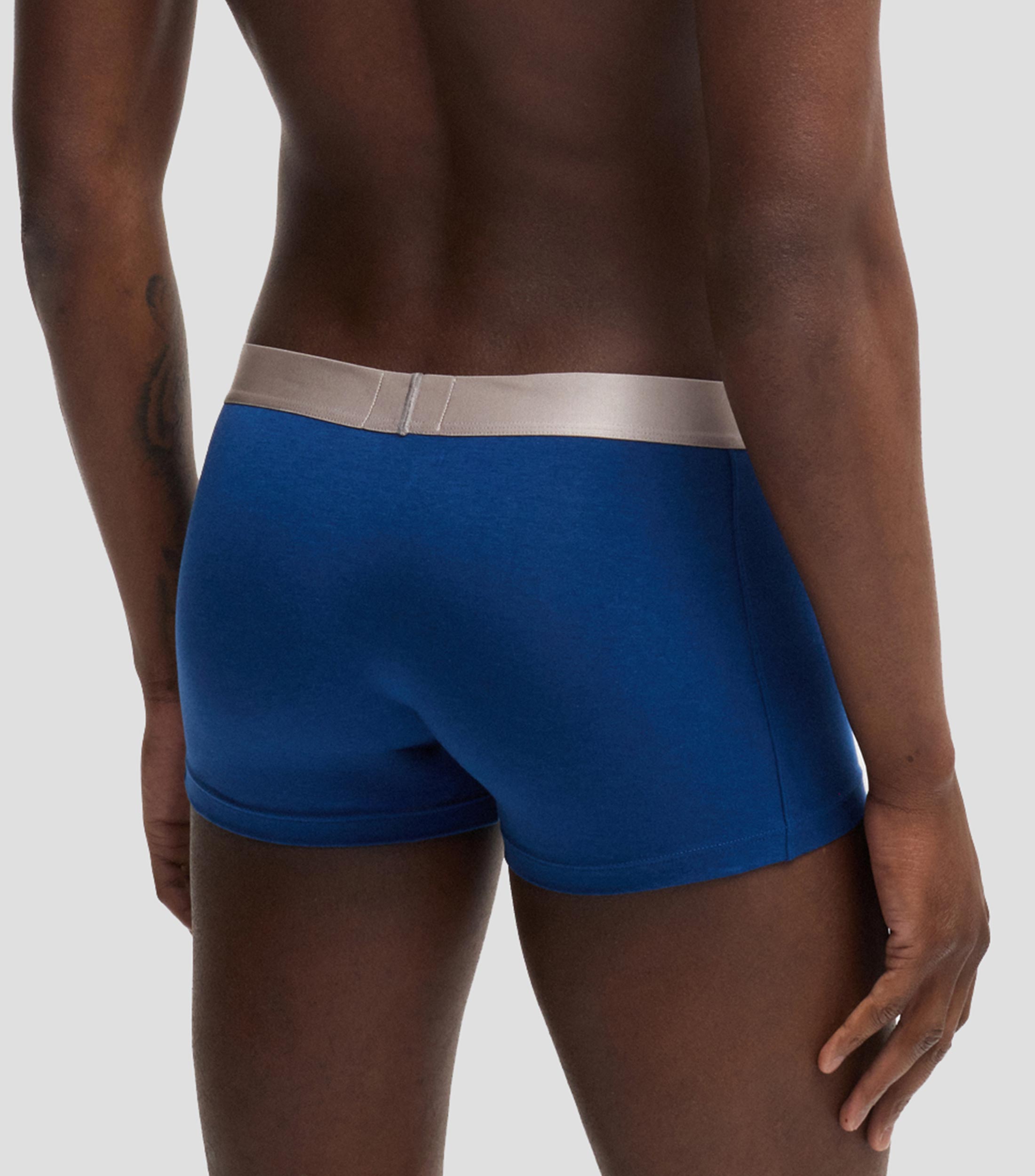 Paquete de tres calzoncillos de algodón con logo en la cintura Hombre