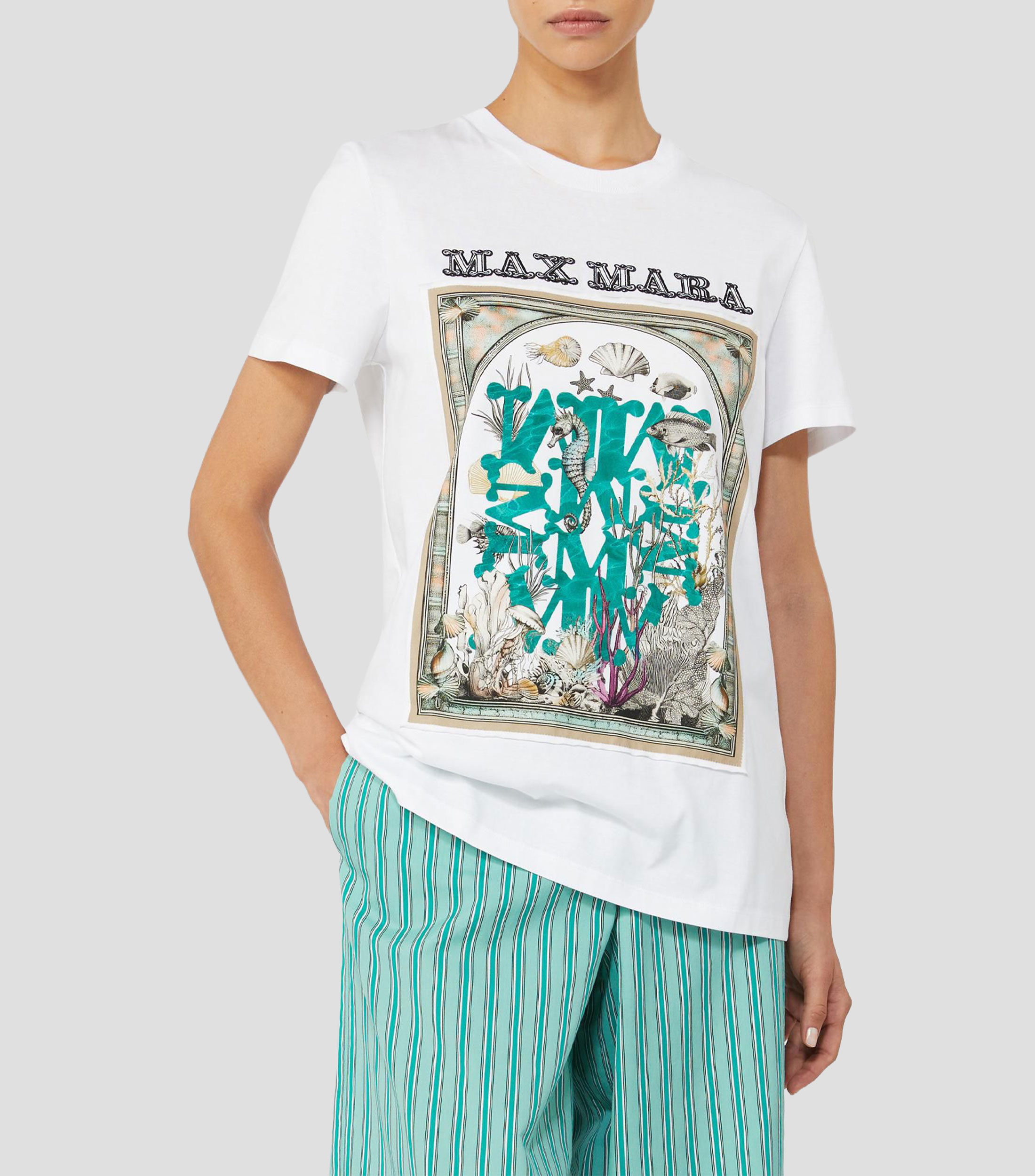 Playera cuello redondo manga corta estampada Mujer