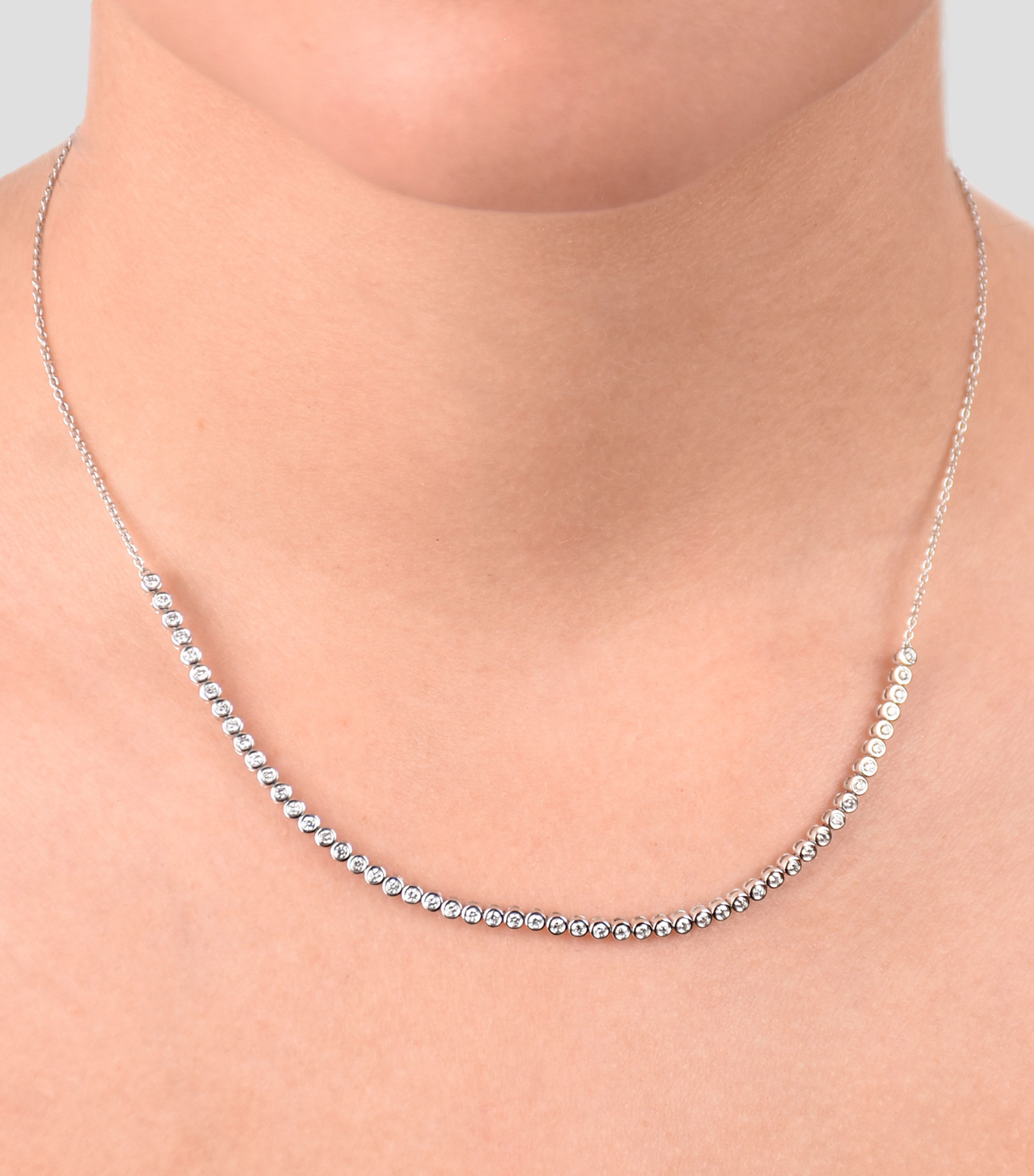 Gargantilla en Oro blanco de 14 Kilates con diamantes Mujer