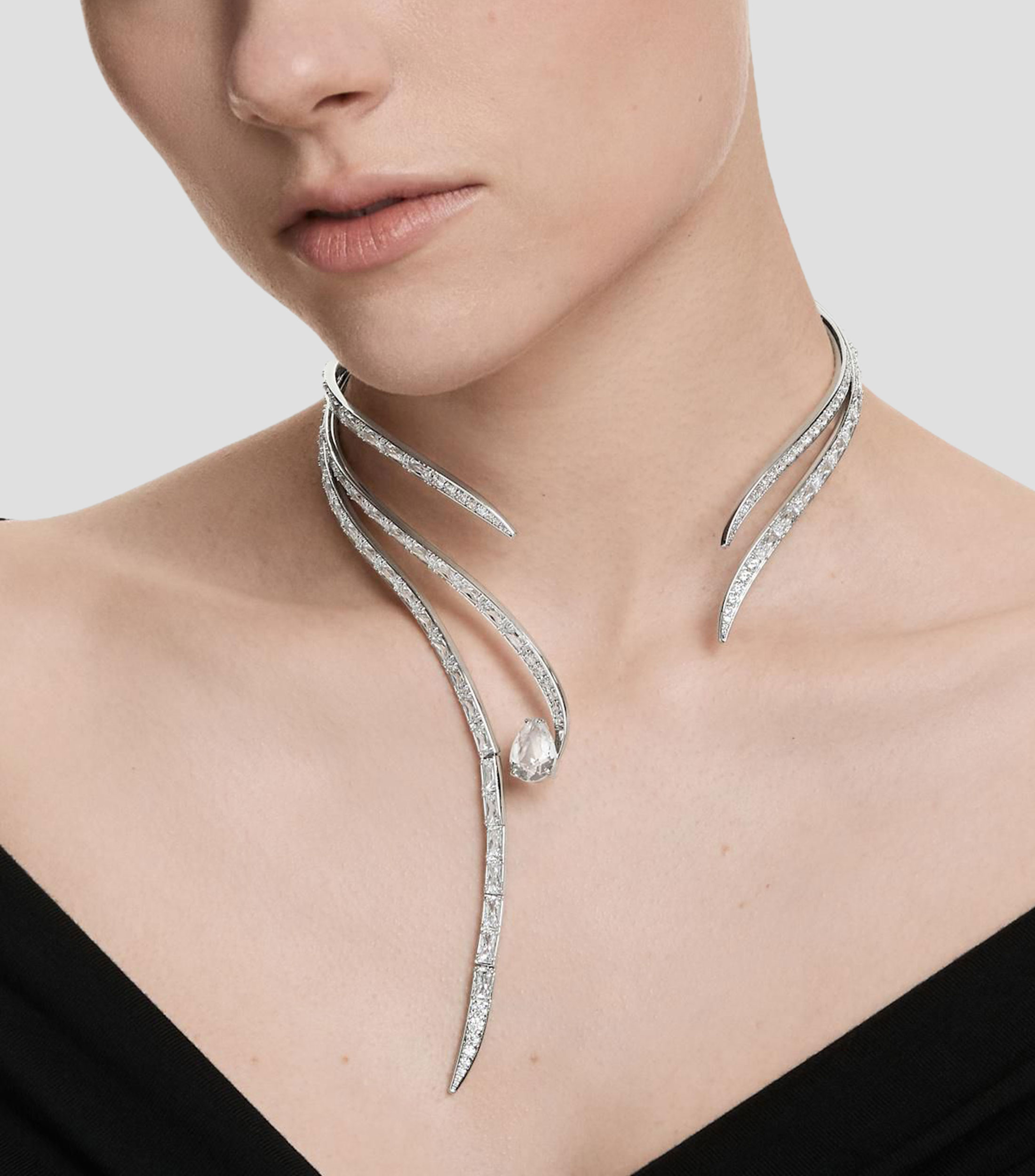 Collar con líneas dinámicas cristales Vienna Mujer