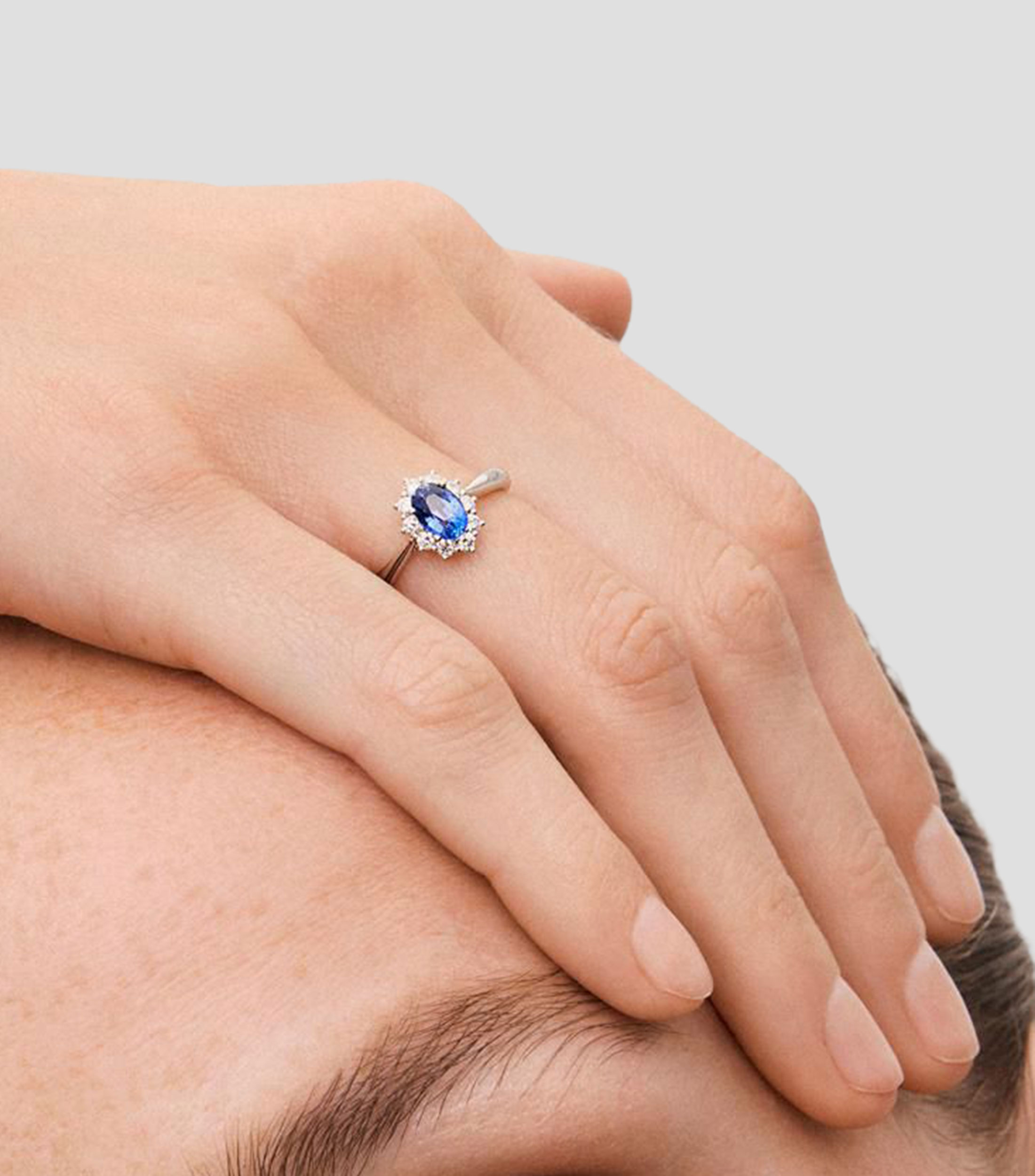 Anillo en Oro blanco de 18 Kilates con zafiro Big Three Mujer